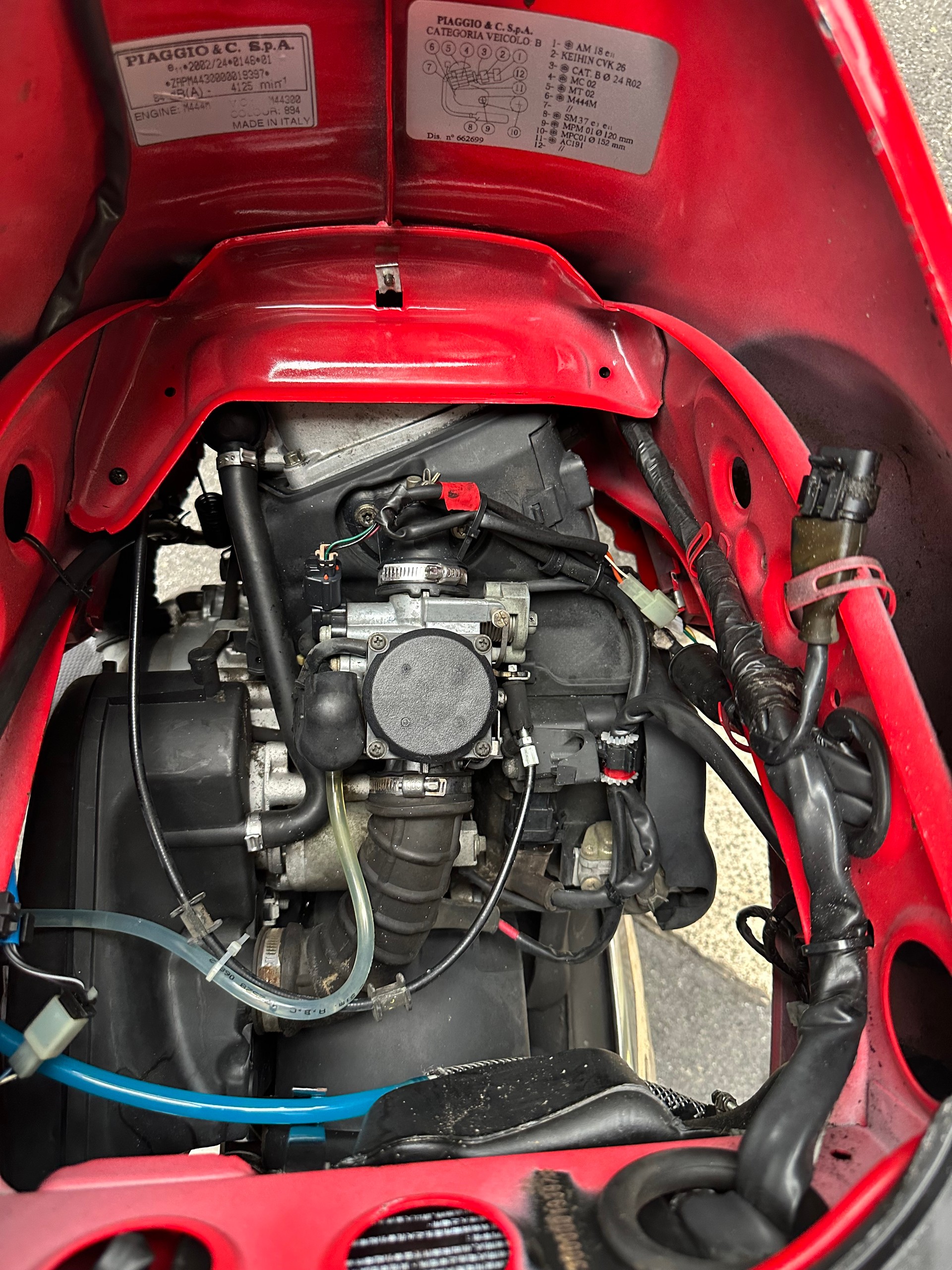 PIAGGIO Vespa 125 LX4-image-6