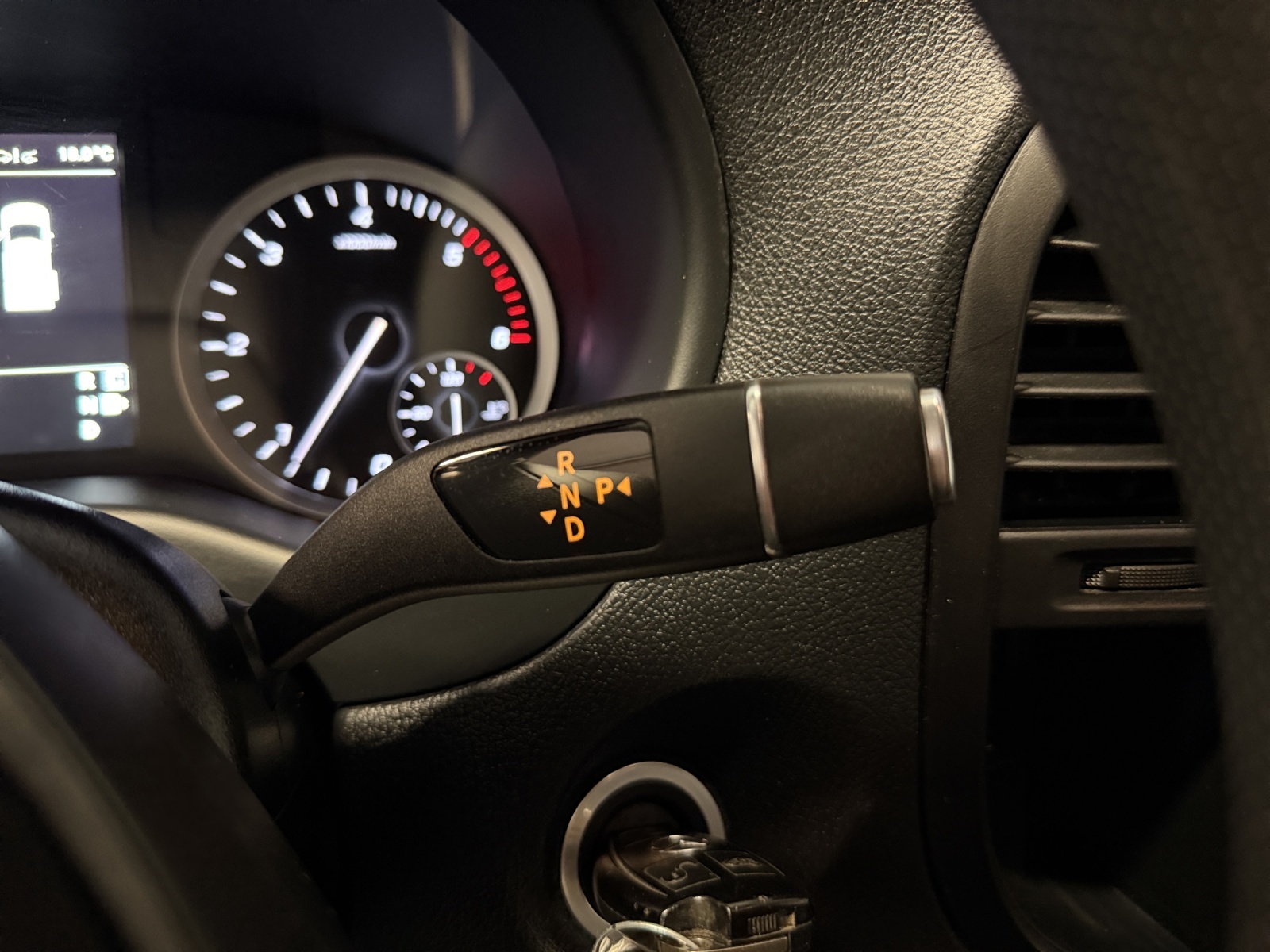 MERCEDES-BENZ Vito 119 CDI Lang 4Matic 7G-Tronic-image-10