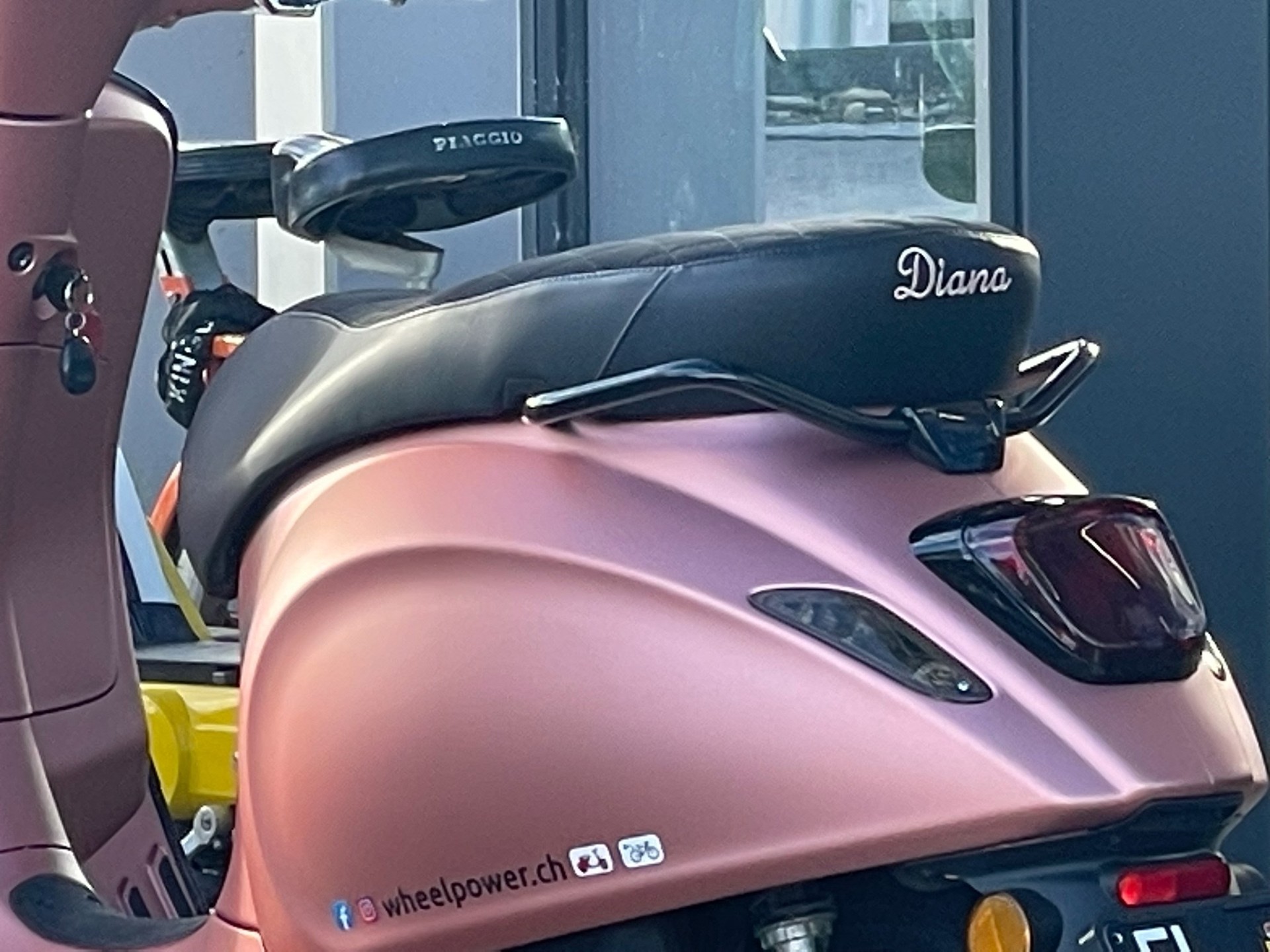 PIAGGIO Vespa 125 Primavera Sport ABS / Alt-Rosa-image-10