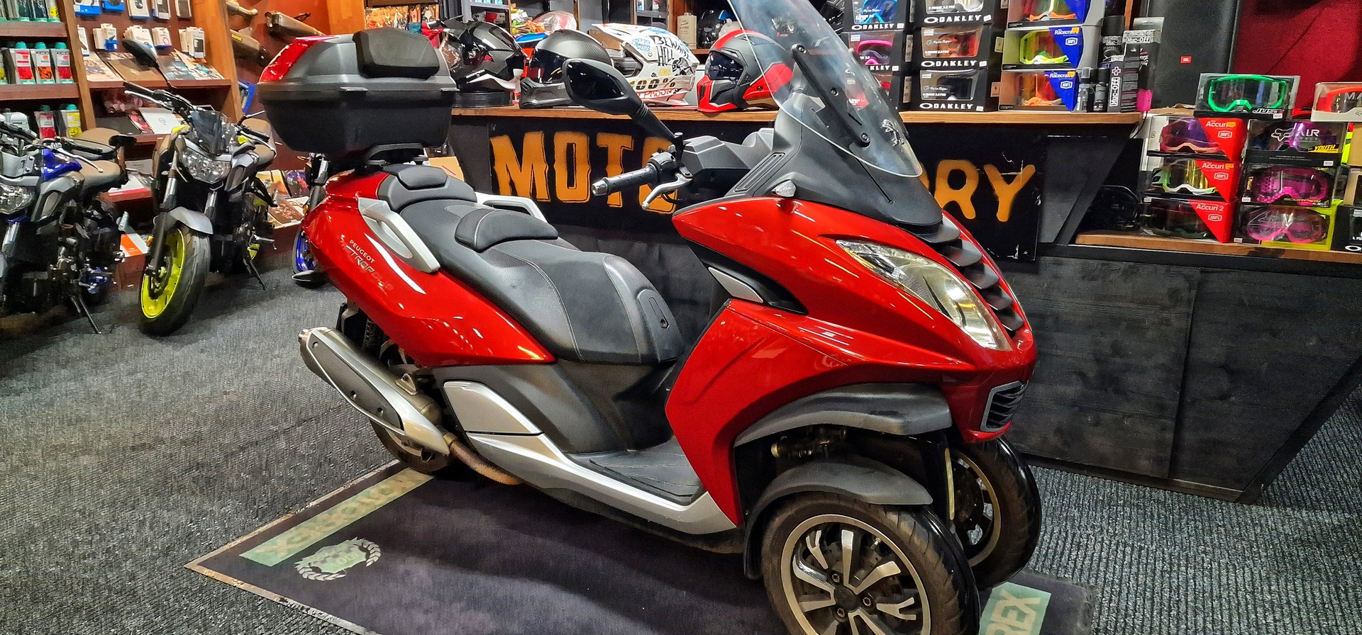 PEUGEOT Metropolis 400-image-0