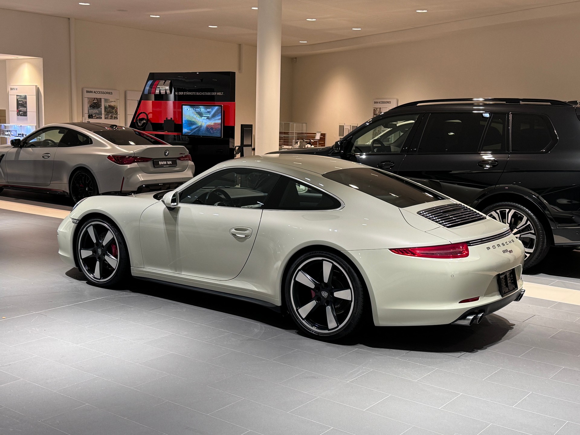 PORSCHE 911 Carrera S 50 Years 430 PS-image-4