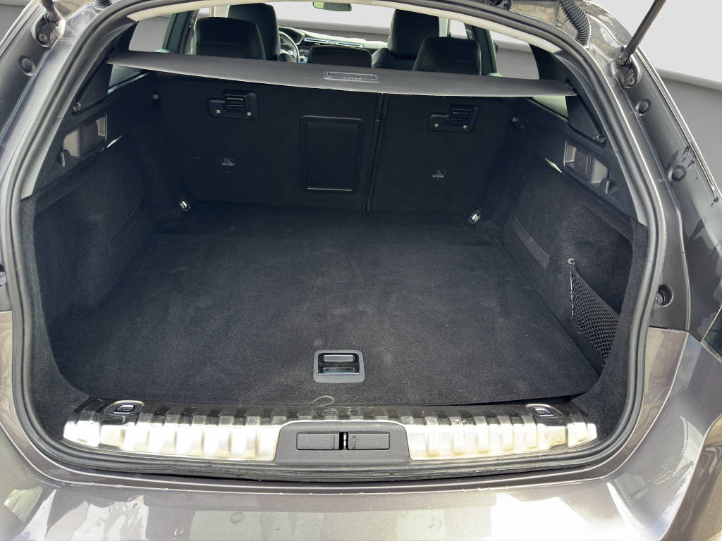 PEUGEOT 508 SW 1.5 BlueHDi Allure-image-11