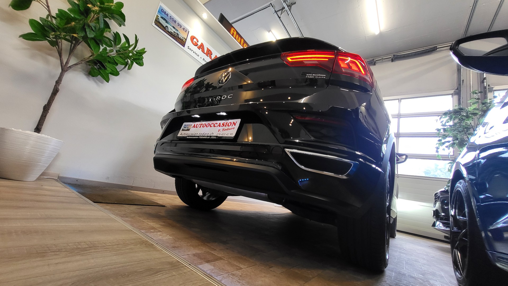 VW T-Roc Cabriolet 1.5 TSI EVO Black & White DSG-image-27