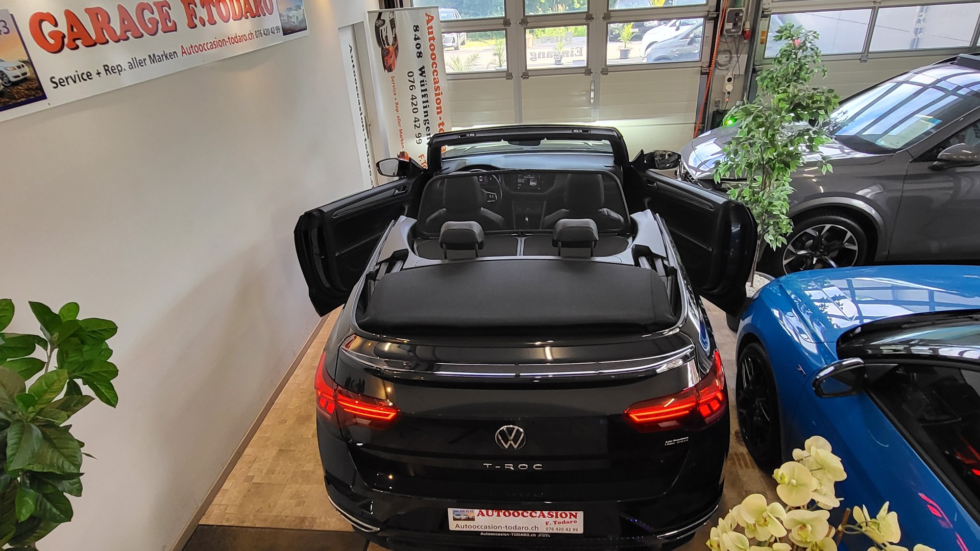 VW T-Roc Cabriolet 1.5 TSI EVO Black & White DSG-image-24