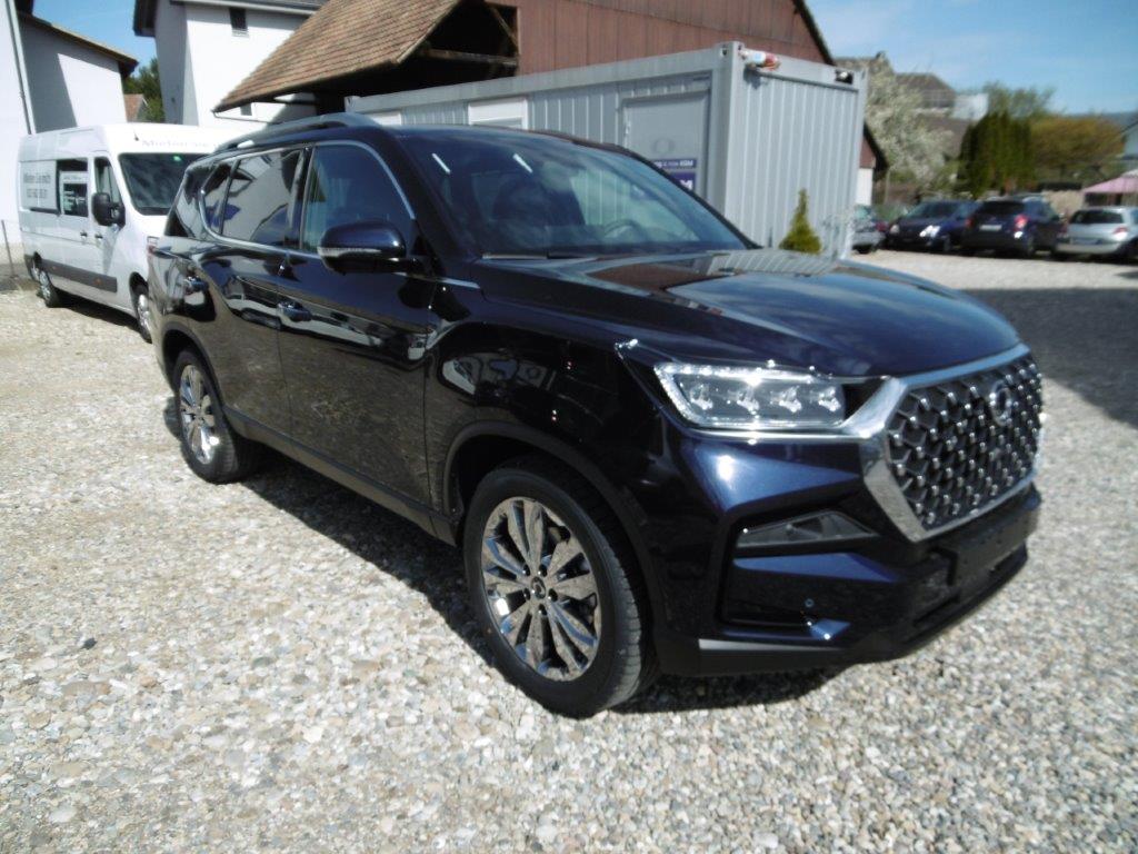 KGM-SsangYong Rexton RX 2.2 TD Sapphire-showroom-element-2