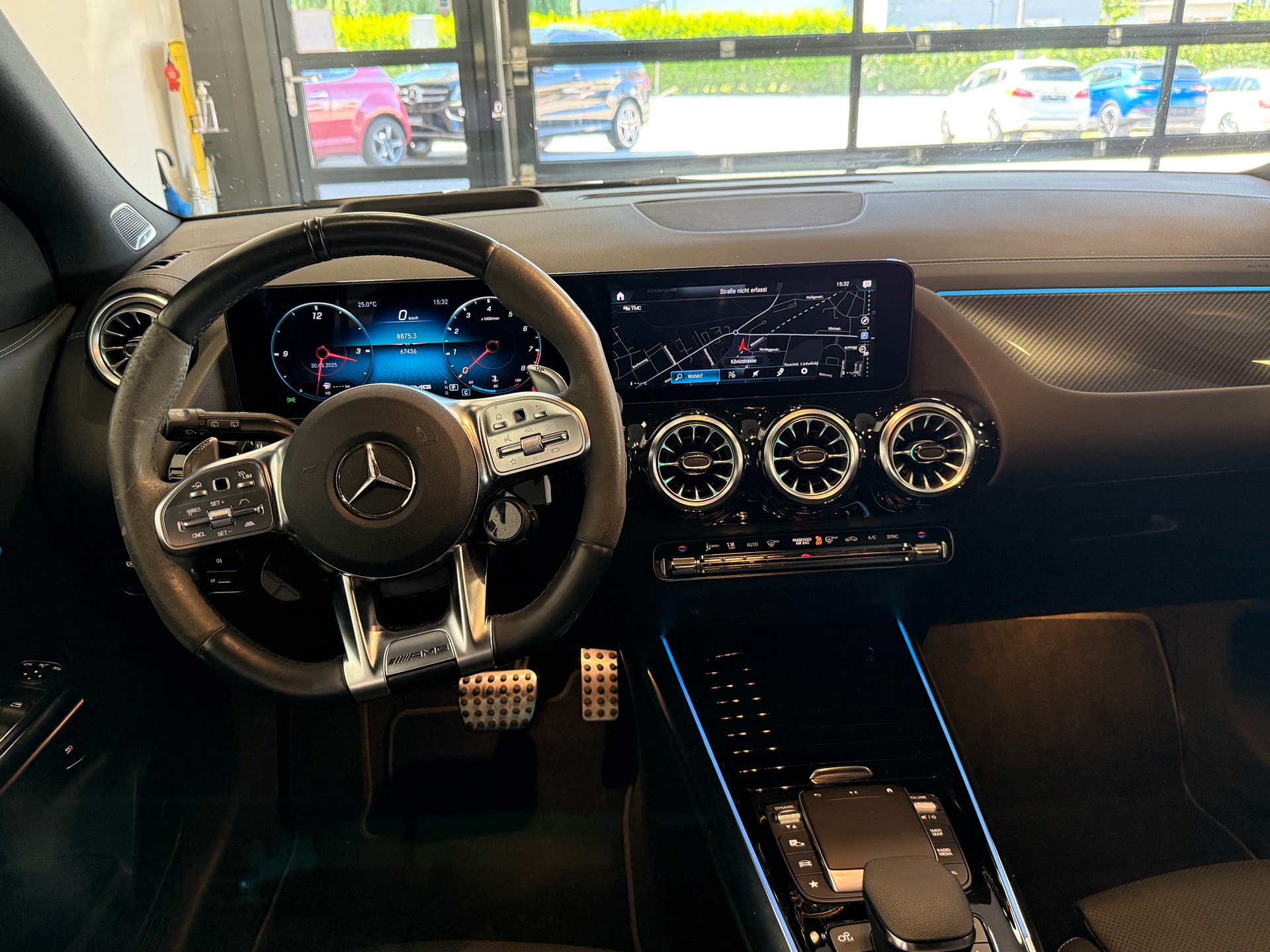 MERCEDES-BENZ GLA 45 S AMG 4Matic+ 8G-Speedshift DCT-image-11