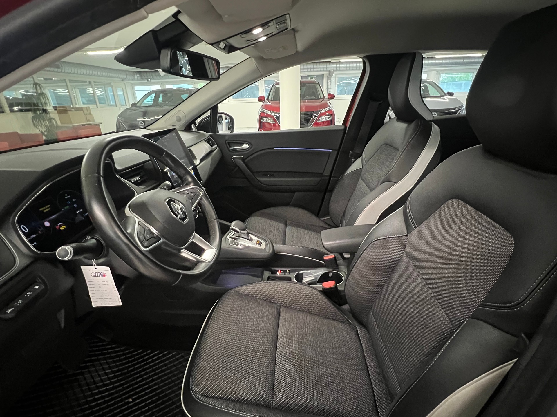 RENAULT CAPTUR 1.6 E-TECH Plug-in-image-7