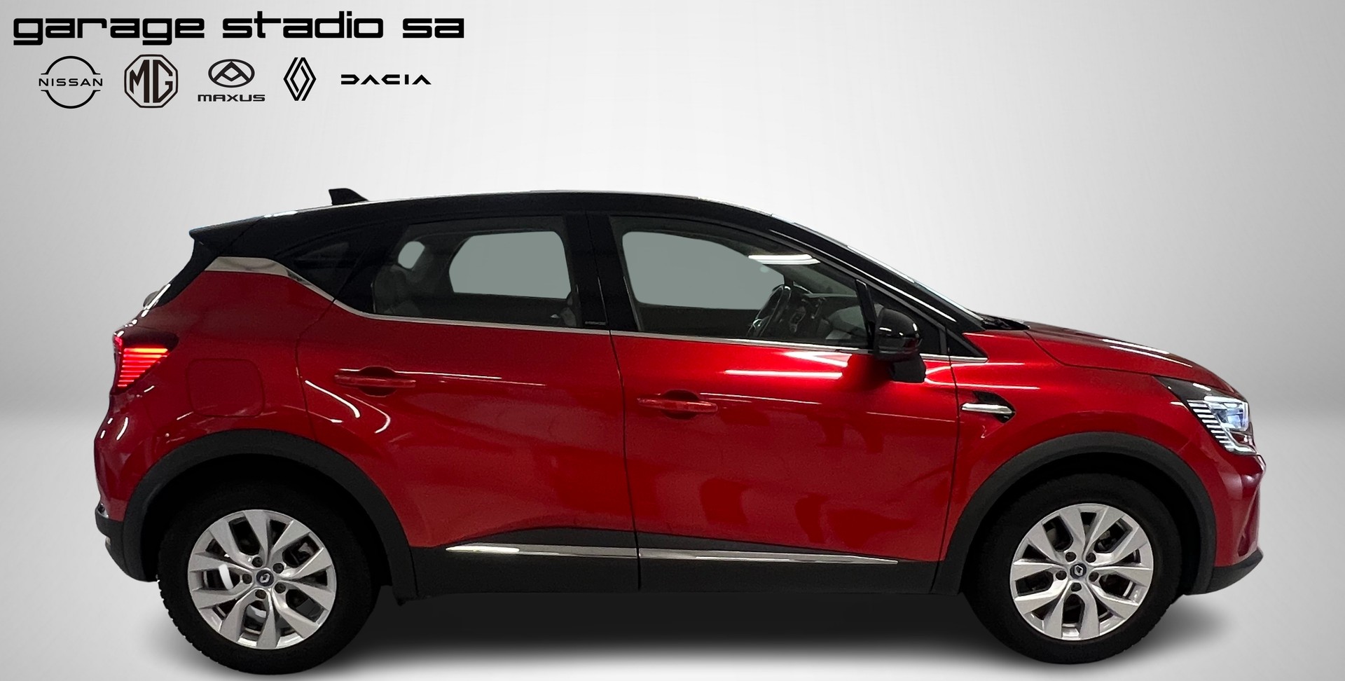 RENAULT CAPTUR 1.6 E-TECH Plug-in-image-2