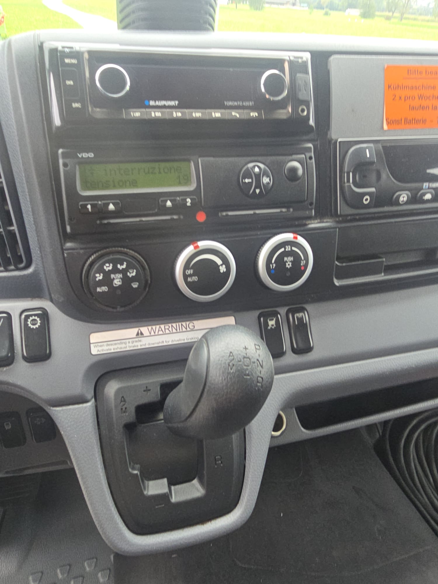 MITSUBISHI Fuso 9C18-image-11