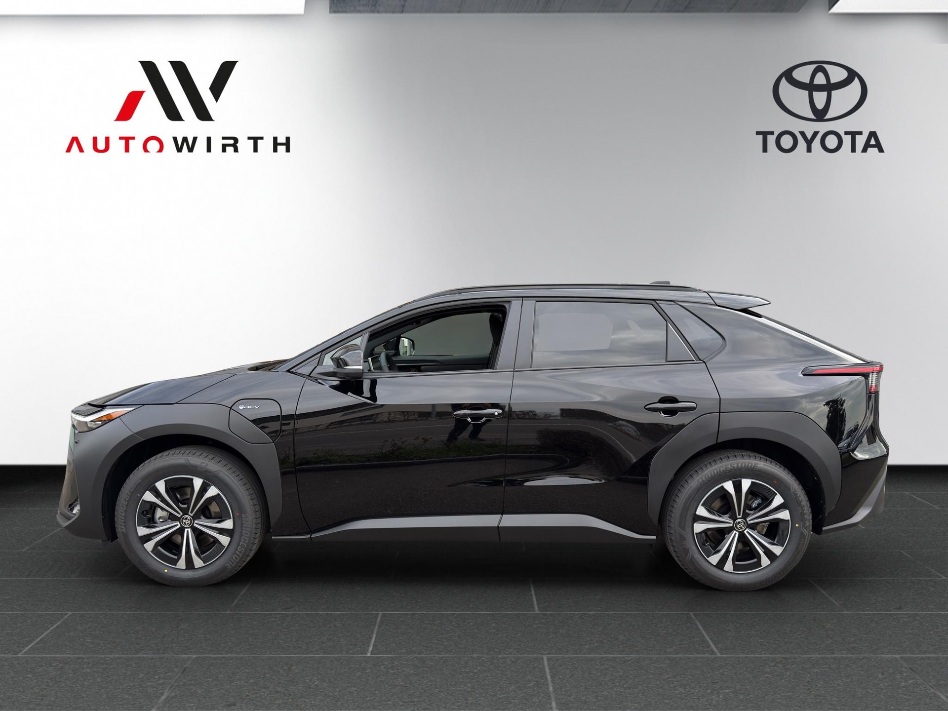 TOYOTA bZ4X Style AWD-image-7