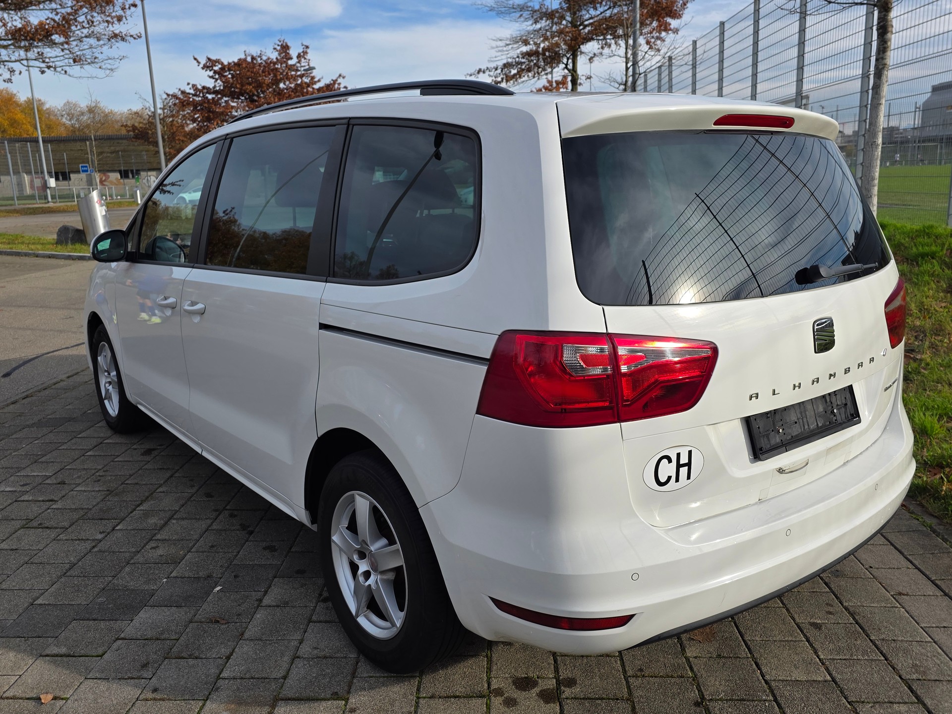 SEAT Alhambra 2.0 TDI Style 4x4-image-4