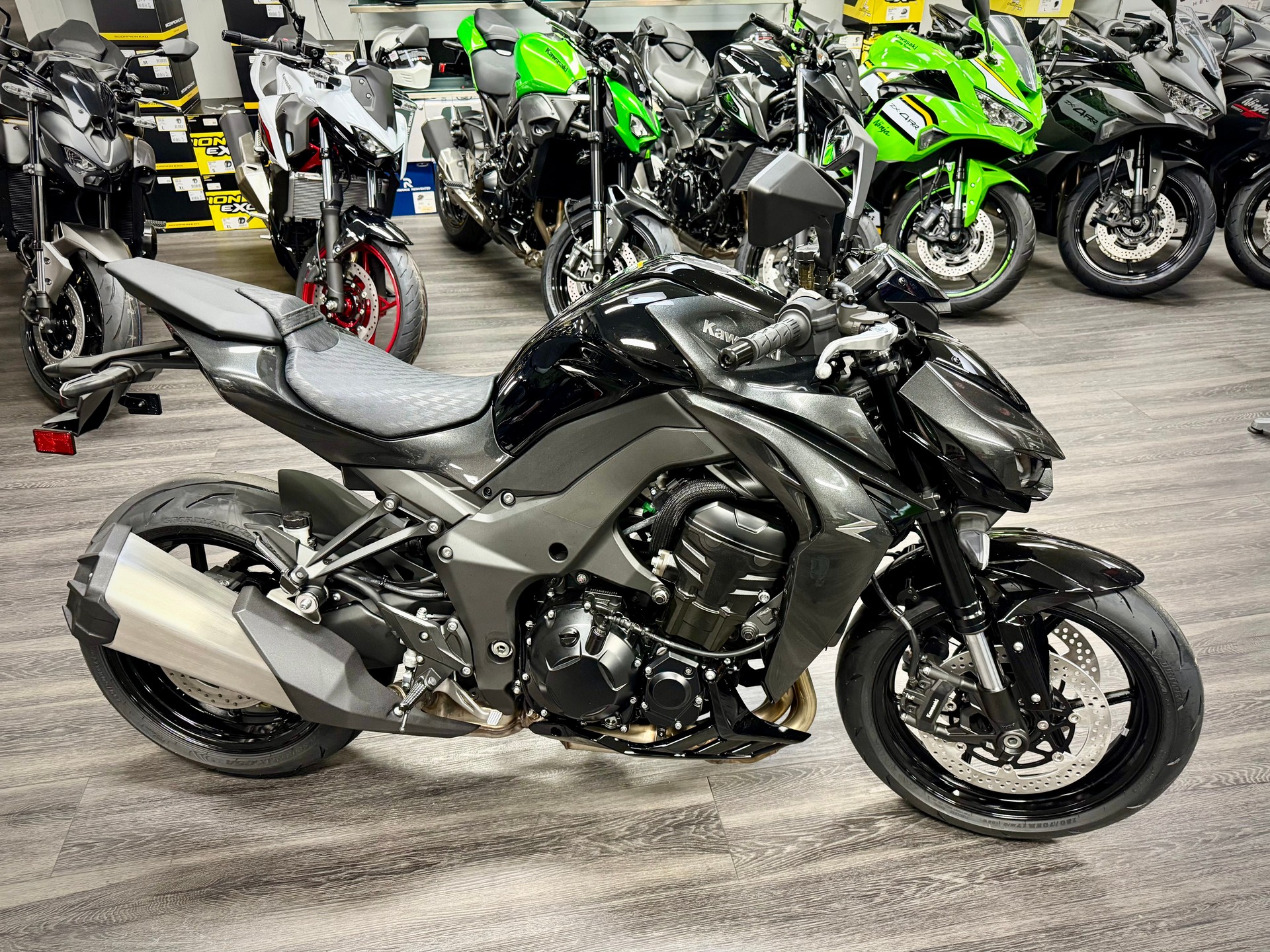 KAWASAKI NEW Z1100-image-4