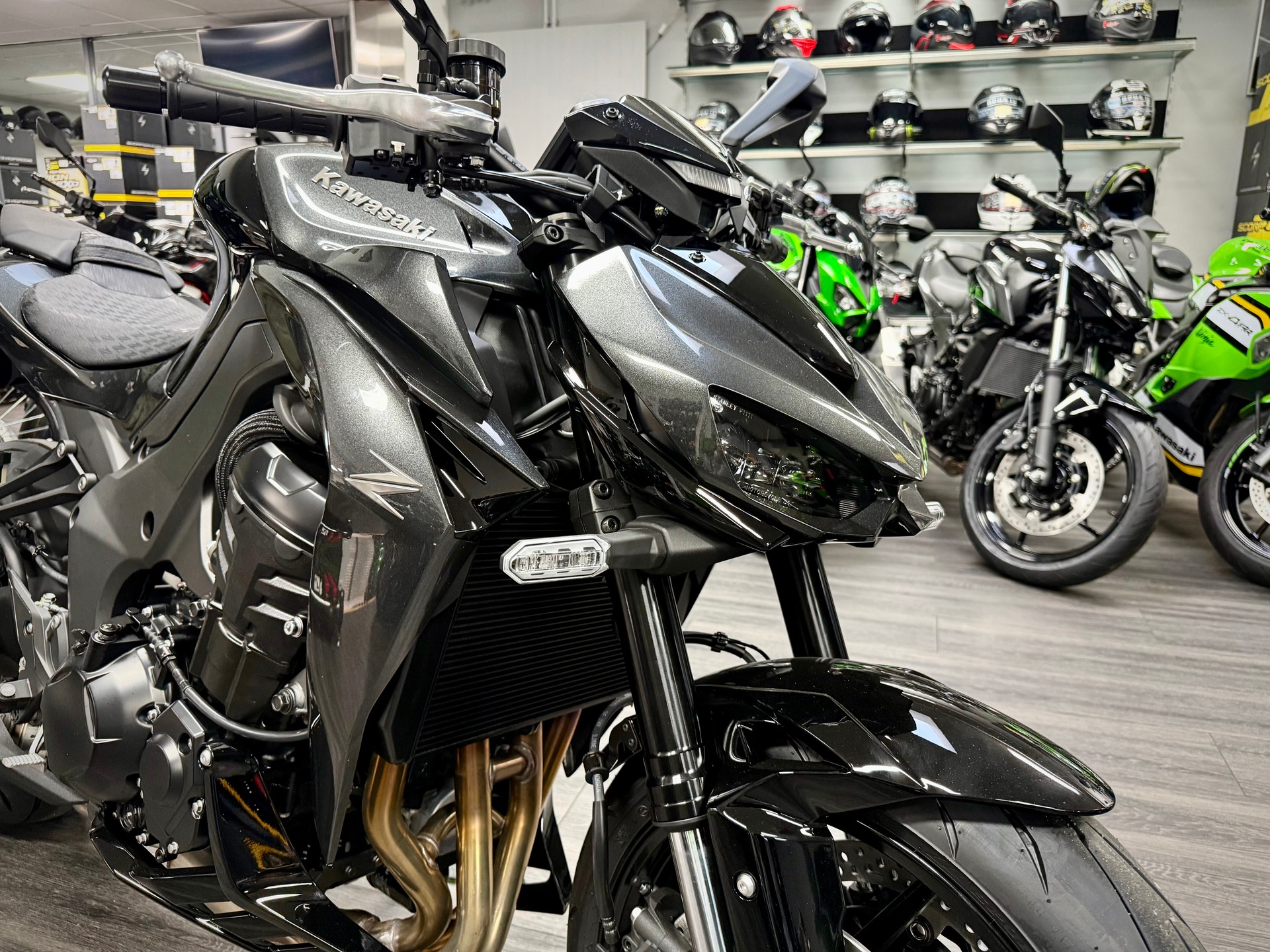 KAWASAKI NEW Z1100-image-5