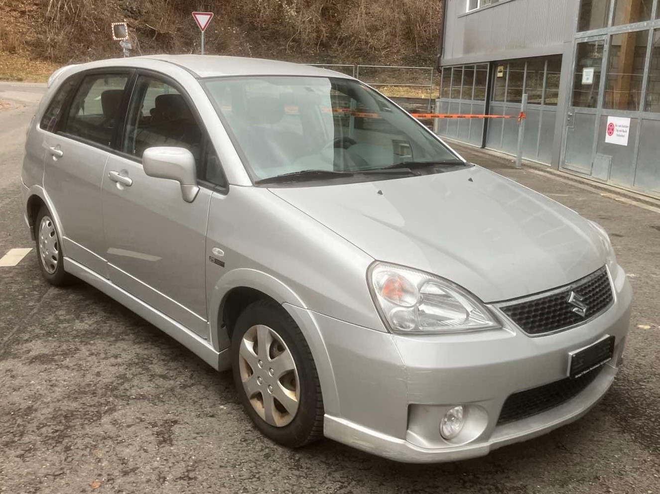 SUZUKI Liana 1.6 16V Sport Limited Edition 4WD Automatic-image-1