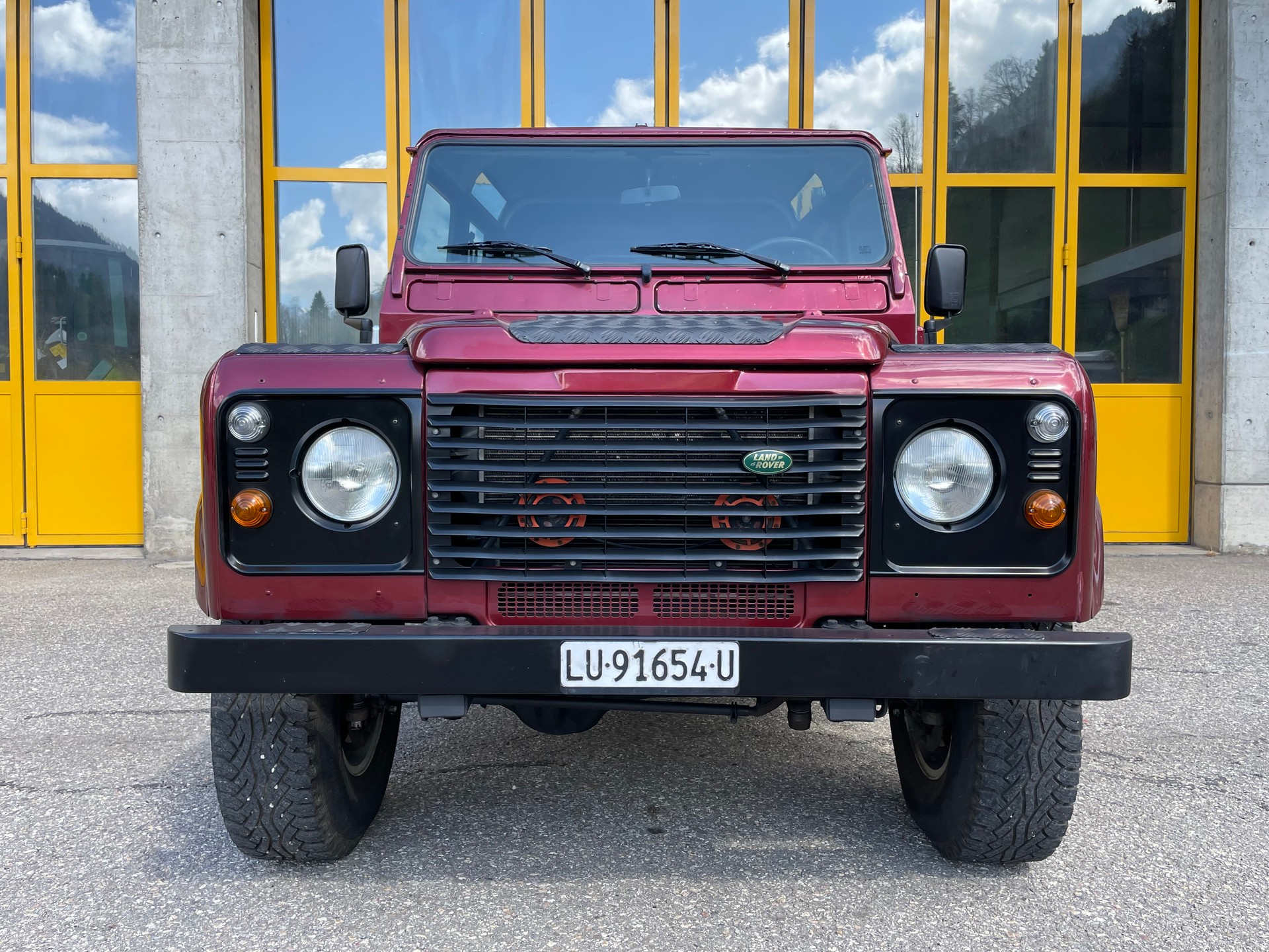 LAND ROVER Defender 110 CSW 2.5 Td5-image-11