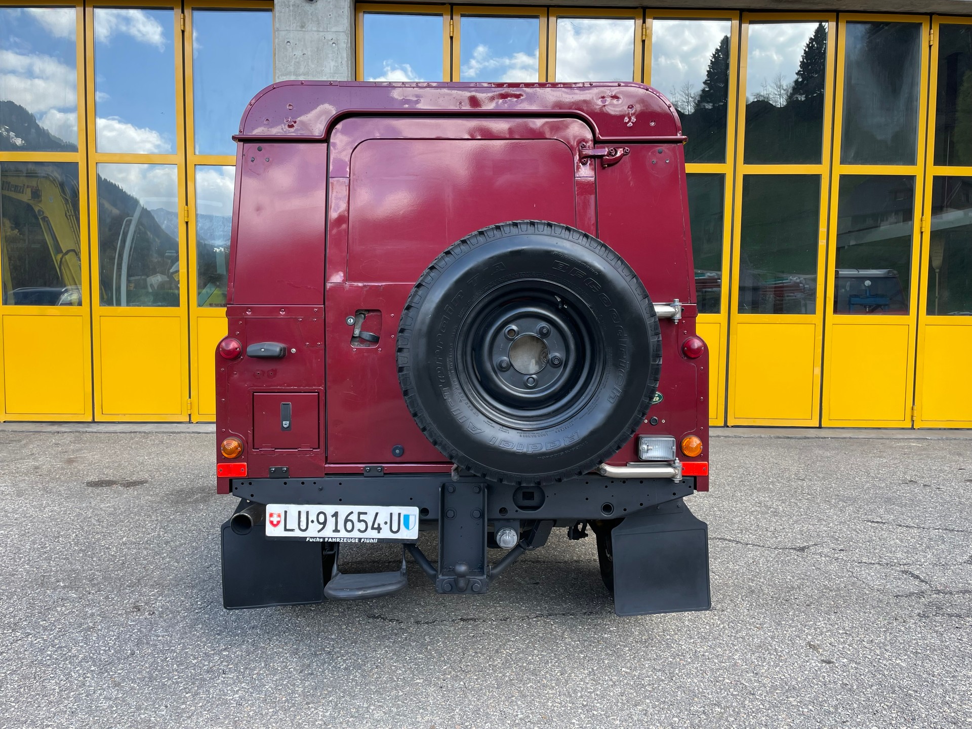 LAND ROVER Defender 110 CSW 2.5 Td5-image-5