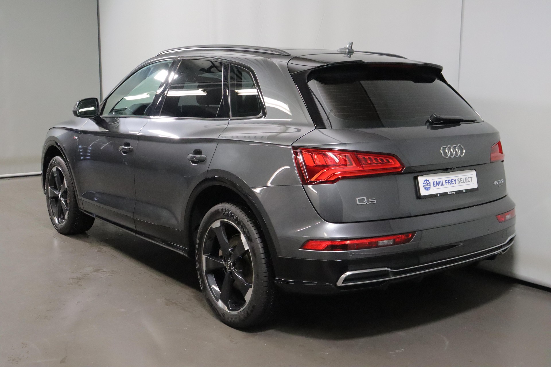AUDI Q5 2.0 45 TFSI Sport qu. S-Tronic-image-13