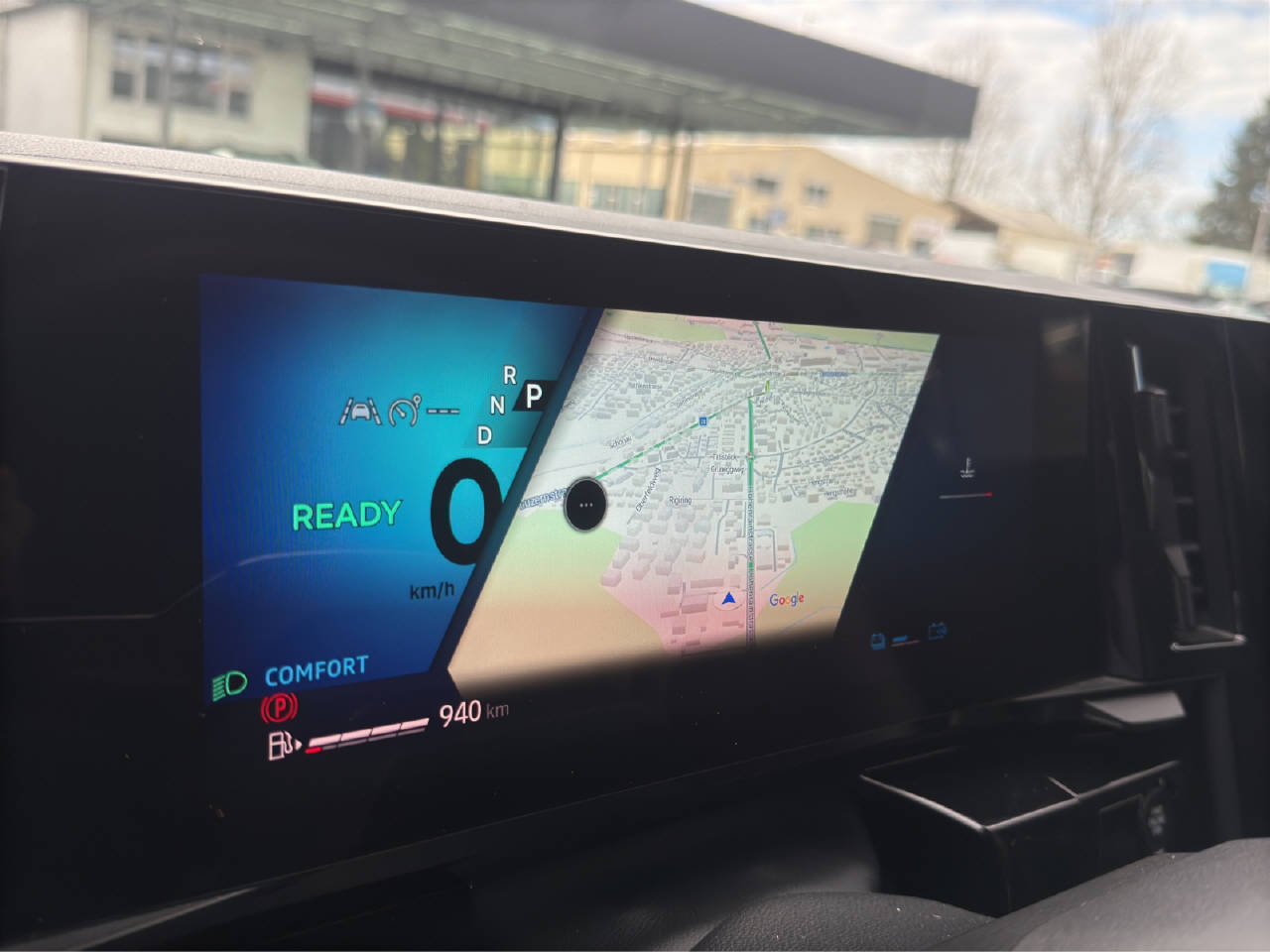 RENAULT Austral 1.2 E-Tech techno-image-9