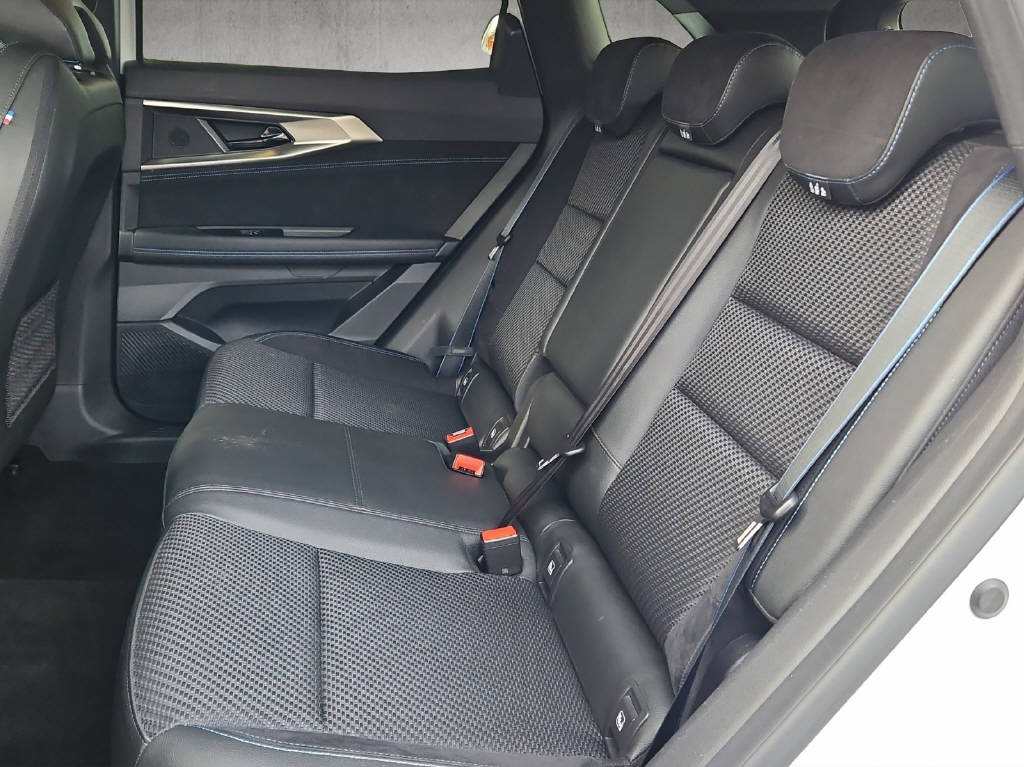 RENAULT Austral 1.2 E-Tech techno esprit Alpine-image-5