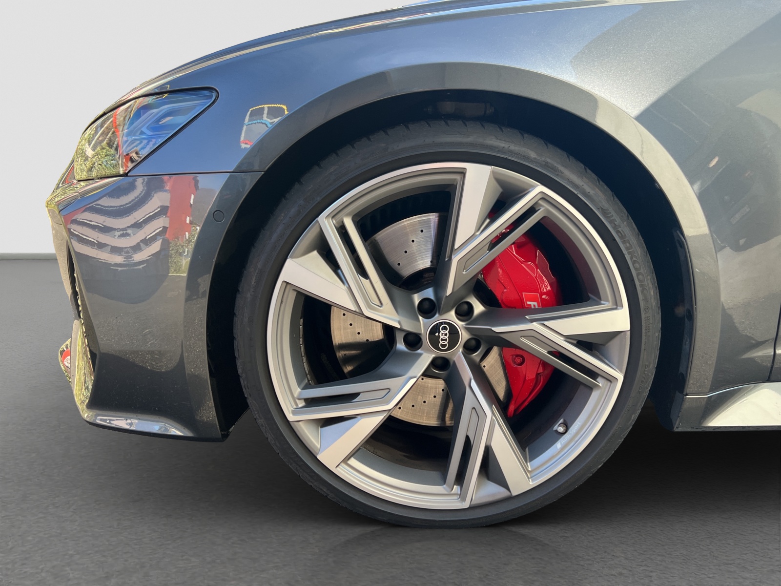 AUDI RS6 Avant 4.0 TFSI V8 quattro-showroom-element-3