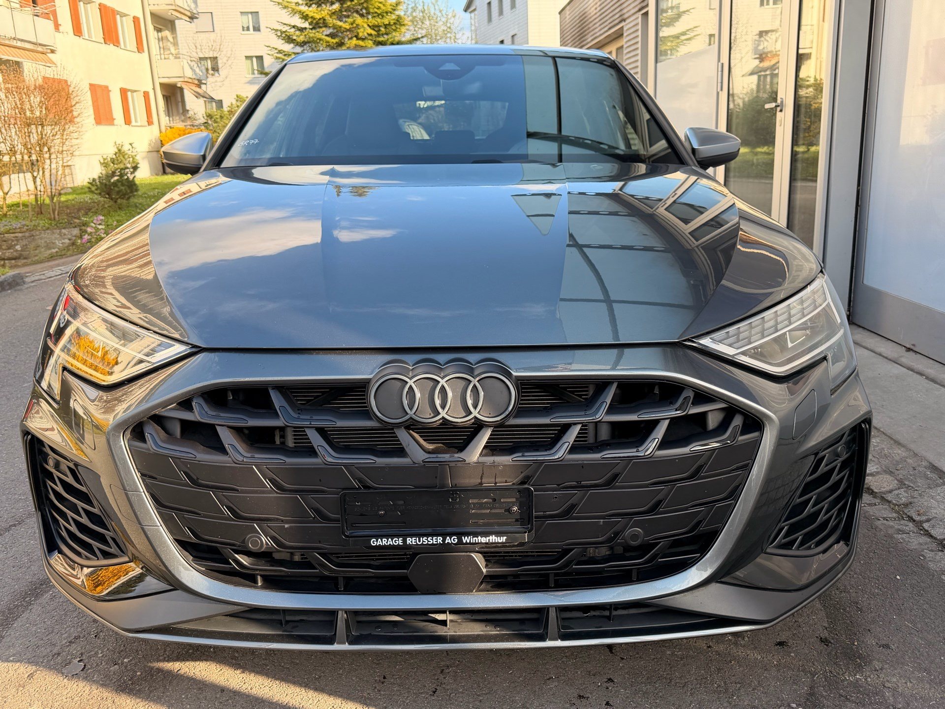AUDI S3 SPORTBACK 2.0 TFSI QUATTRO *** FACELIFT & AKRAPOVIC ABGAS ***-showroom-element-1