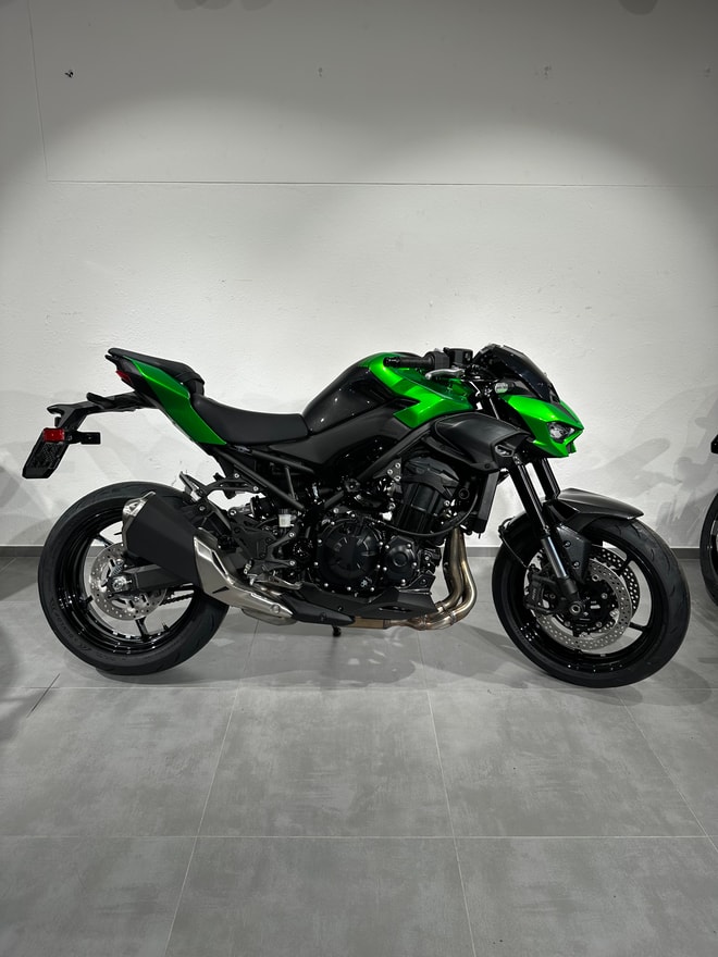 KAWASAKI Z 900 (70kW)-image-12