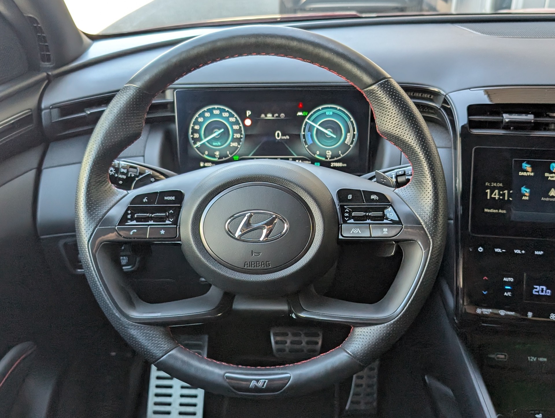 HYUNDAI Tucson 1.6 TGDI HEV N Line-image-14