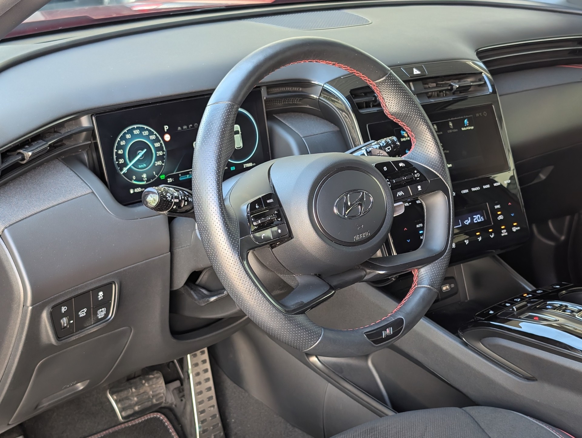 HYUNDAI Tucson 1.6 TGDI HEV N Line-image-16