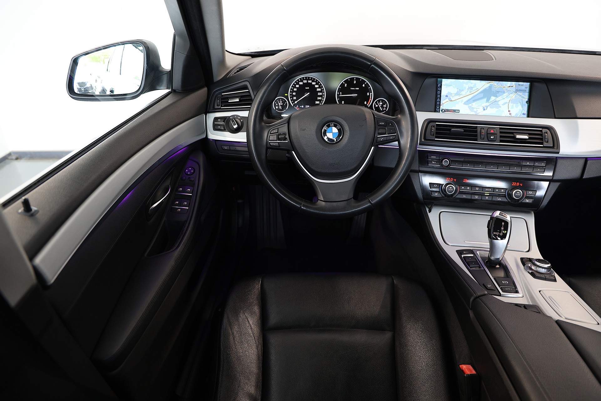 BMW 525d xDrive Steptronic *Top-Zustand*-image-8