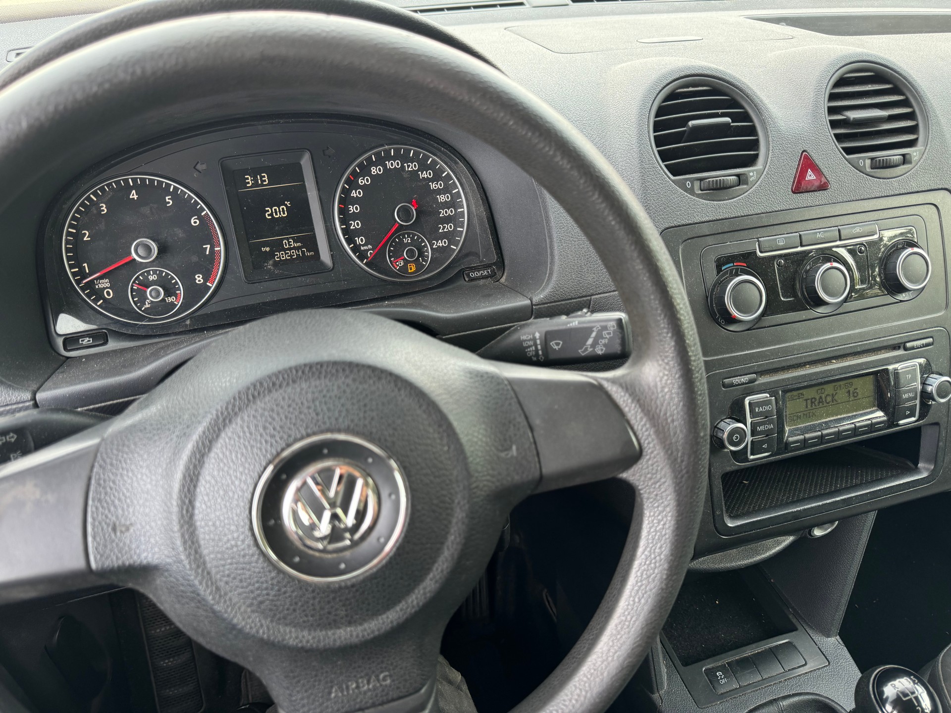 VW Caddy 1.2 TSI-image-10