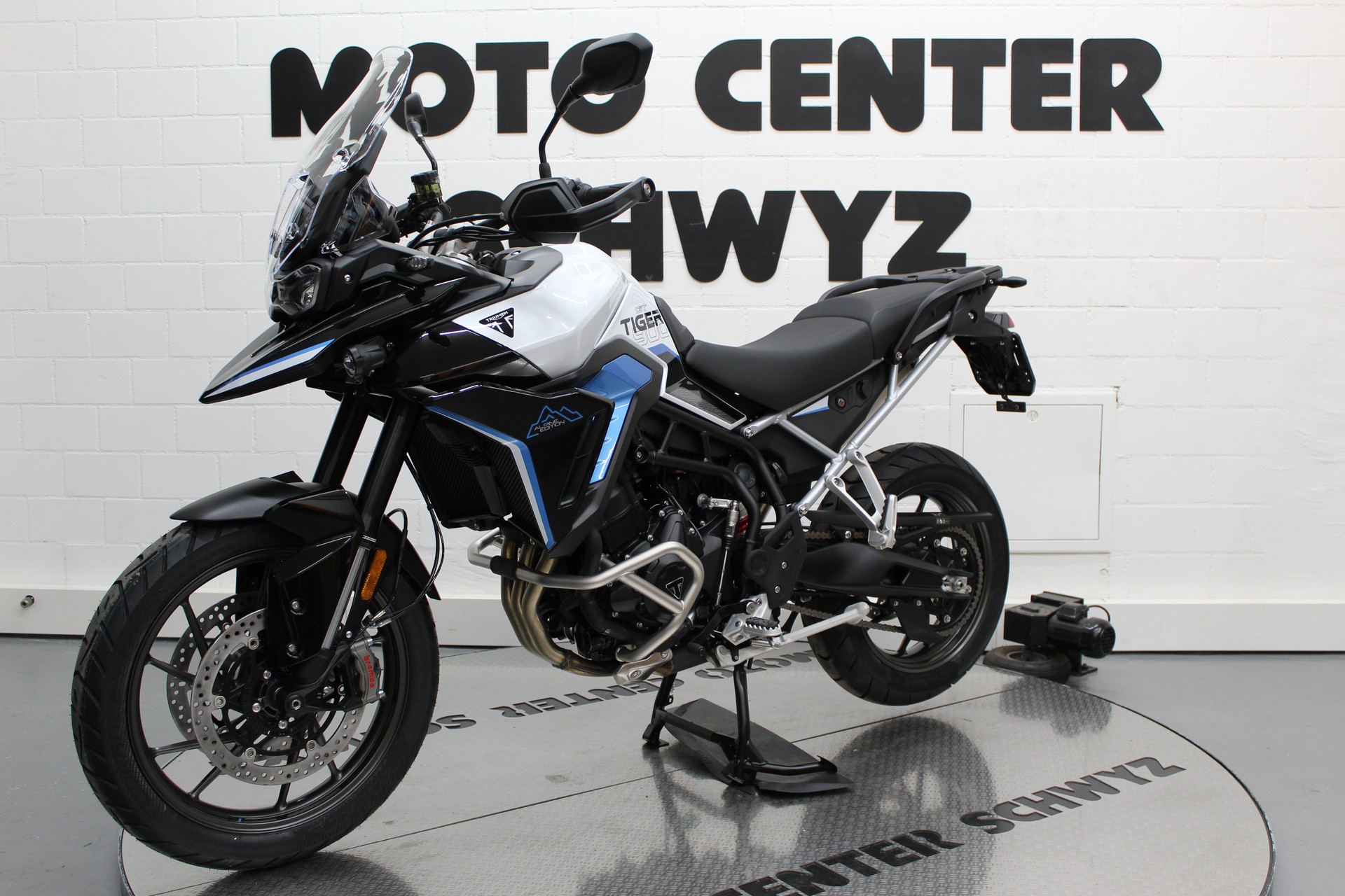 TRIUMPH Tiger 900 Alpine Edition-image-2