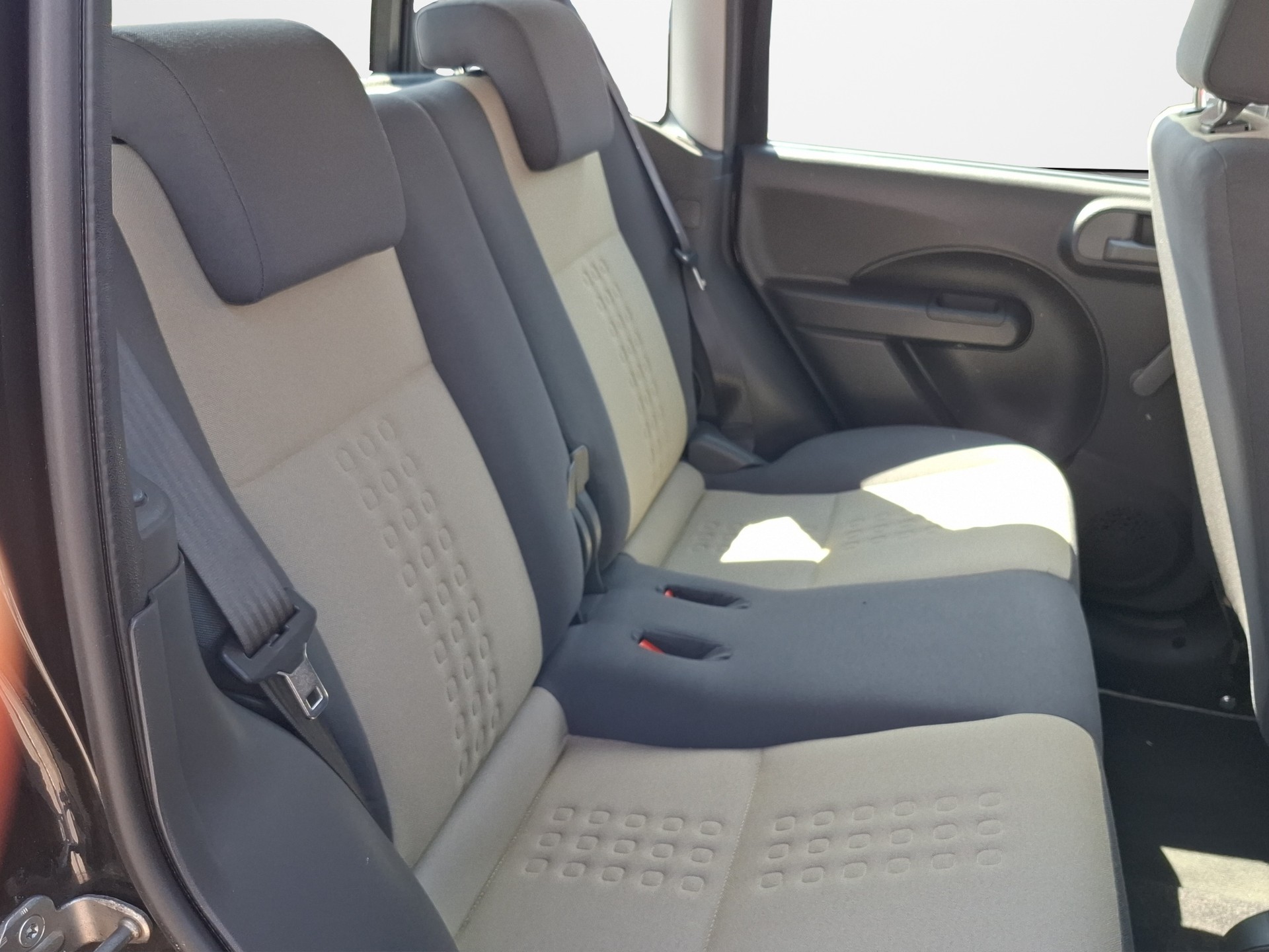 FIAT Panda 1.2 Dynamic-image-10