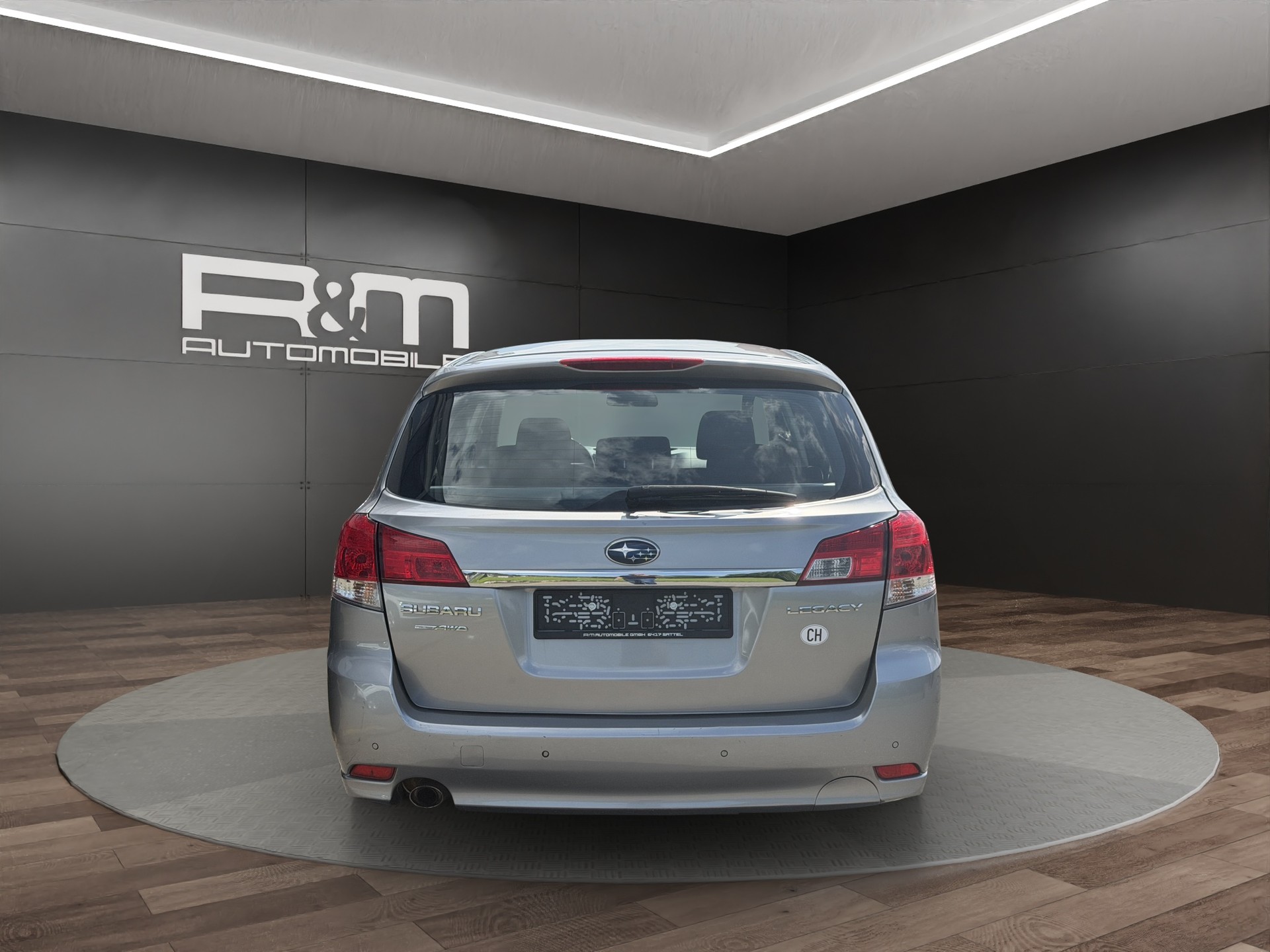 SUBARU Legacy 2.0i Swiss Special AWD-image-5
