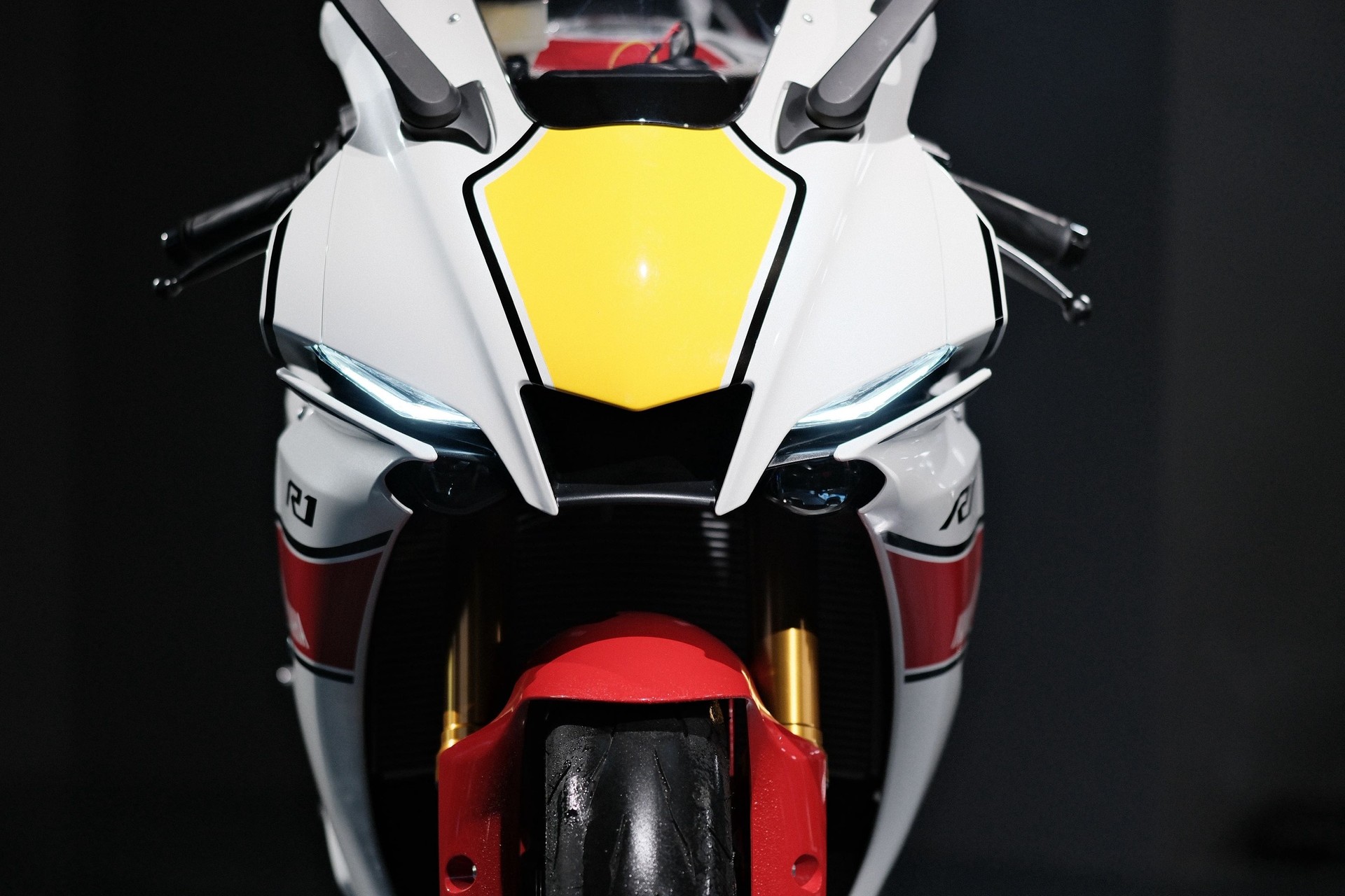 YAMAHA YZF-R1 ABS-image-14