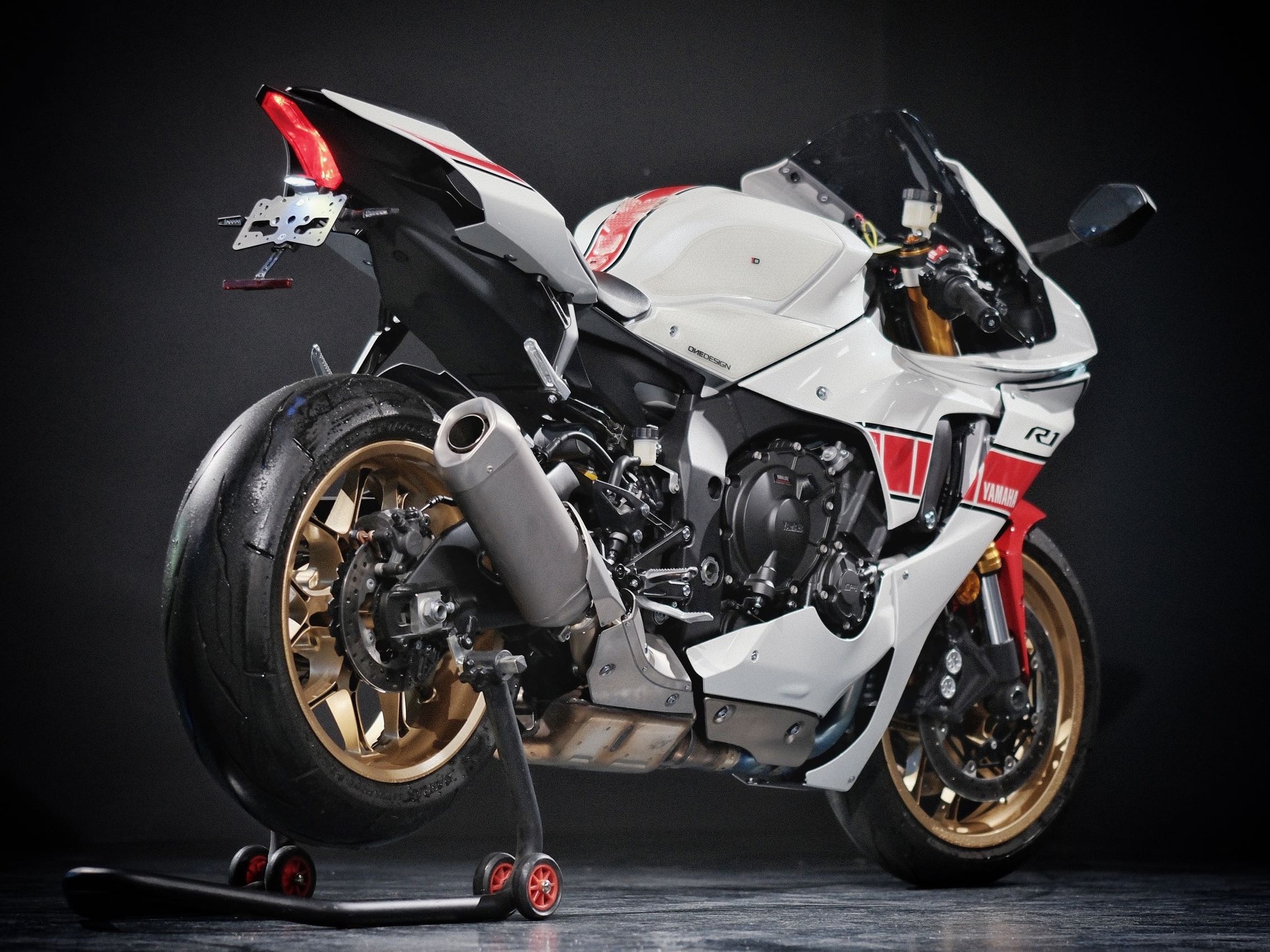 YAMAHA YZF-R1 ABS-image-2