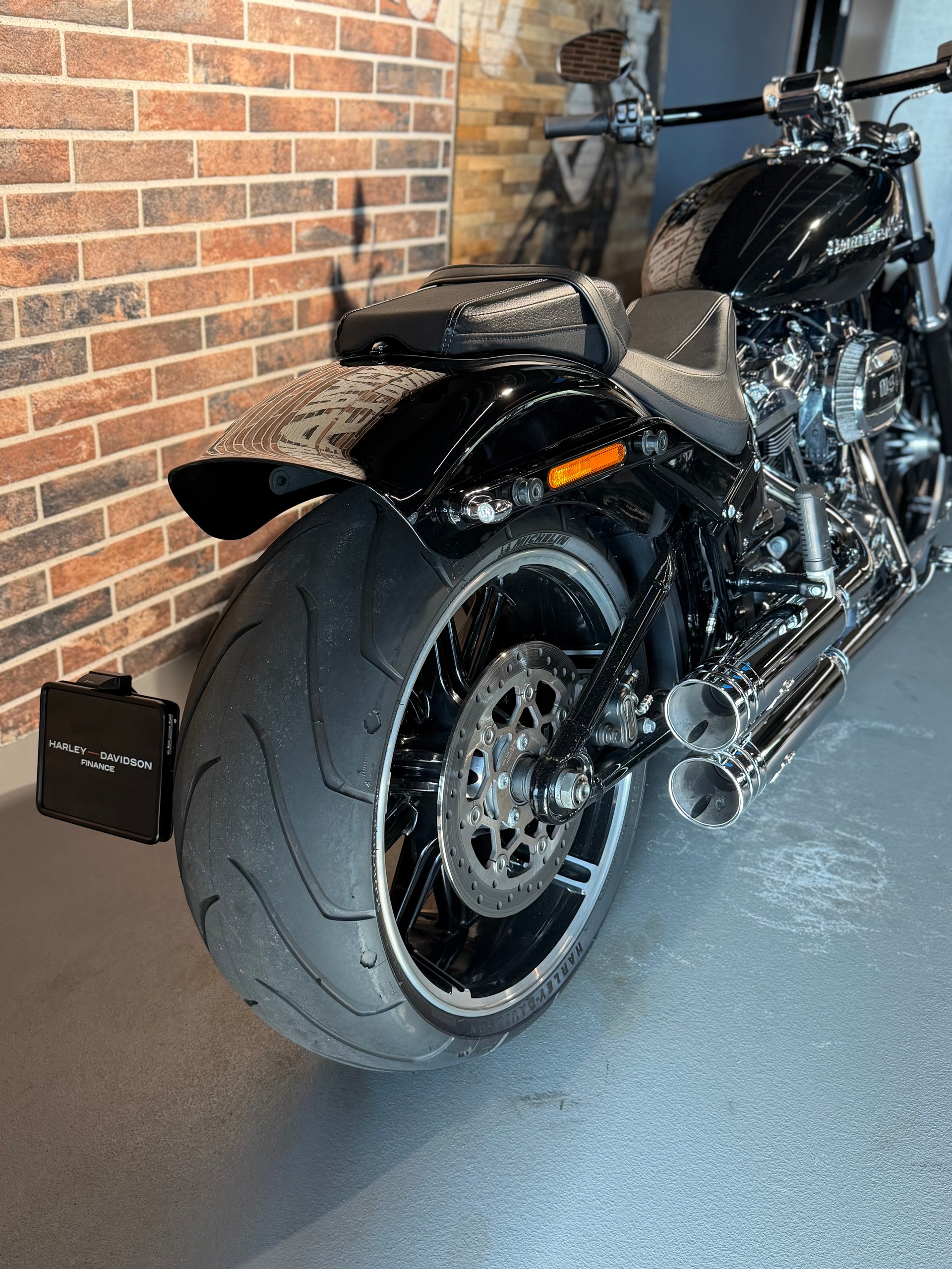 HARLEY-DAVIDSON FXBRS Breakout 114-image-9