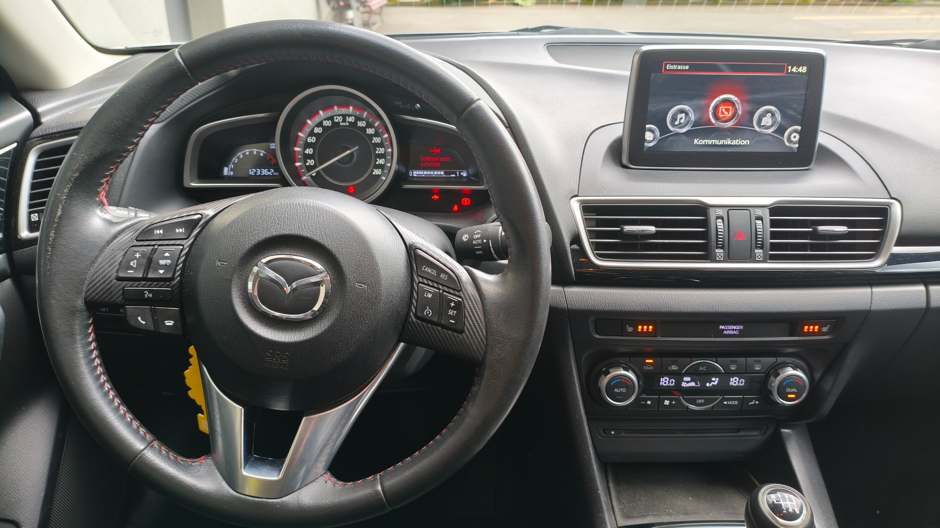 MAZDA 3 2.0 16V Ambition Plus-image-11