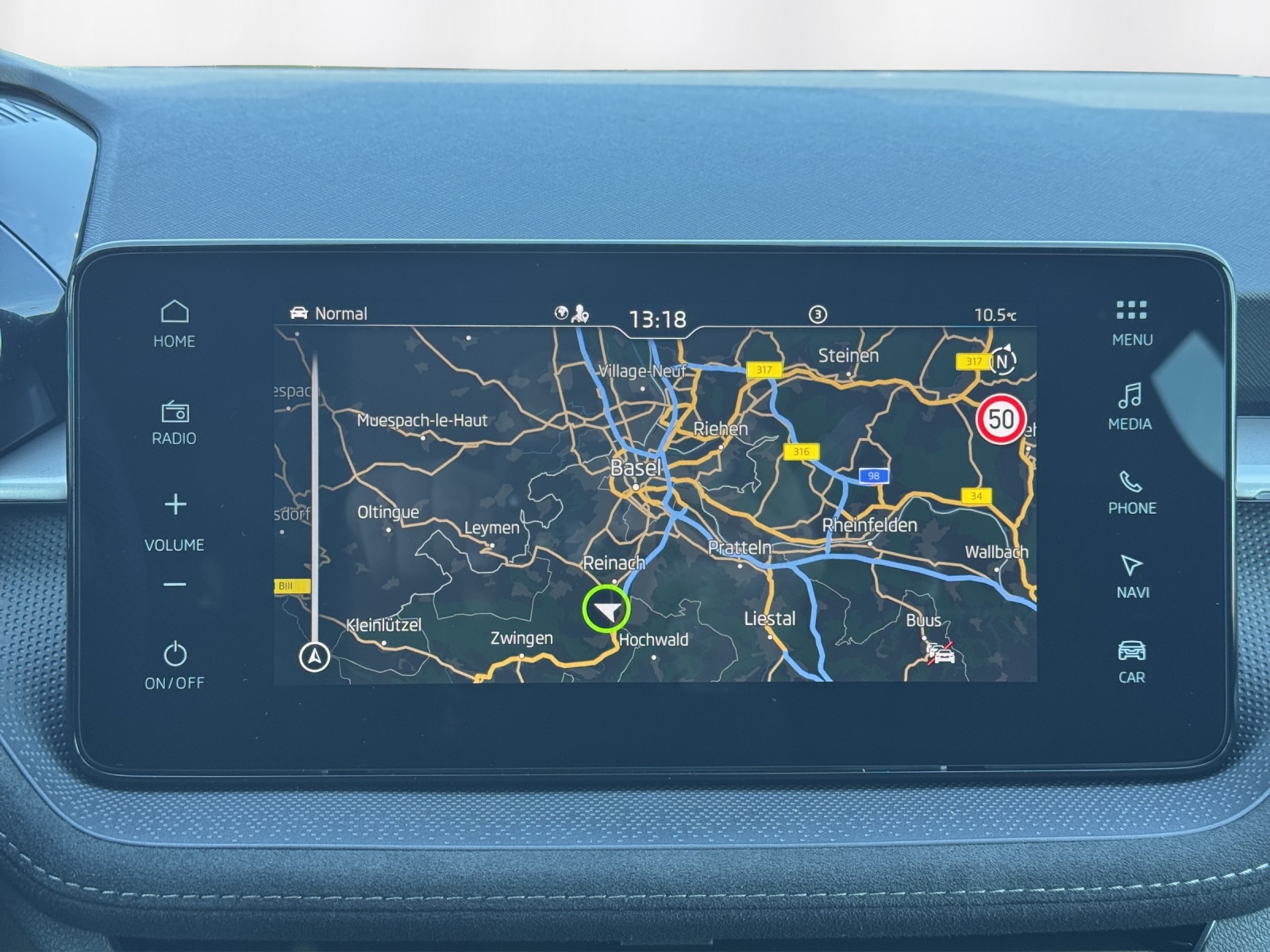 SKODA Fabia 1.0 TSI Dynamic DSG-image-8