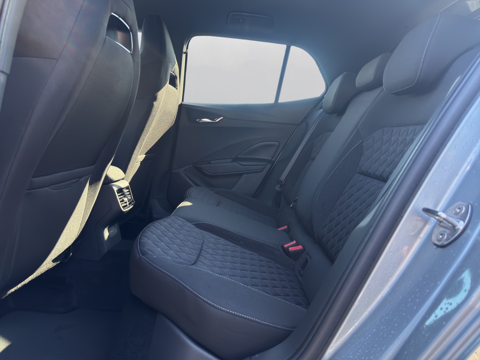 SKODA Fabia 1.0 TSI Dynamic DSG-image-10