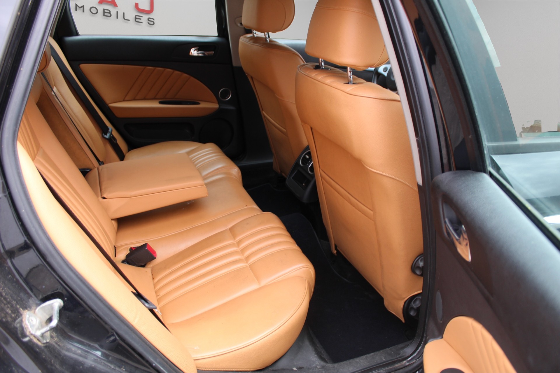 ALFA ROMEO 159 Sportwagon 1.9 JTD TI Q-Tronic-image-10