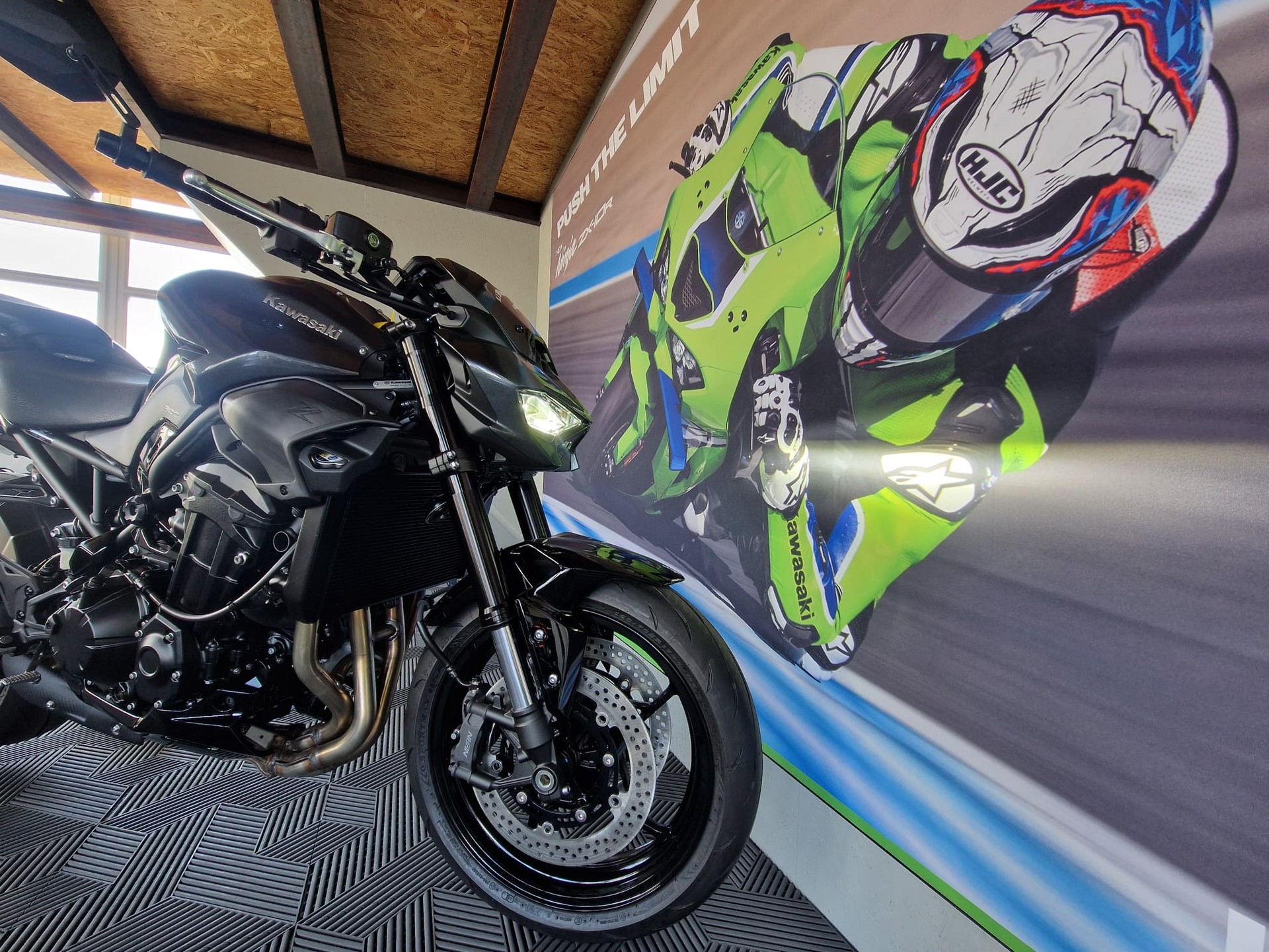 KAWASAKI Z 900 (35kW) Black Edition-image-0