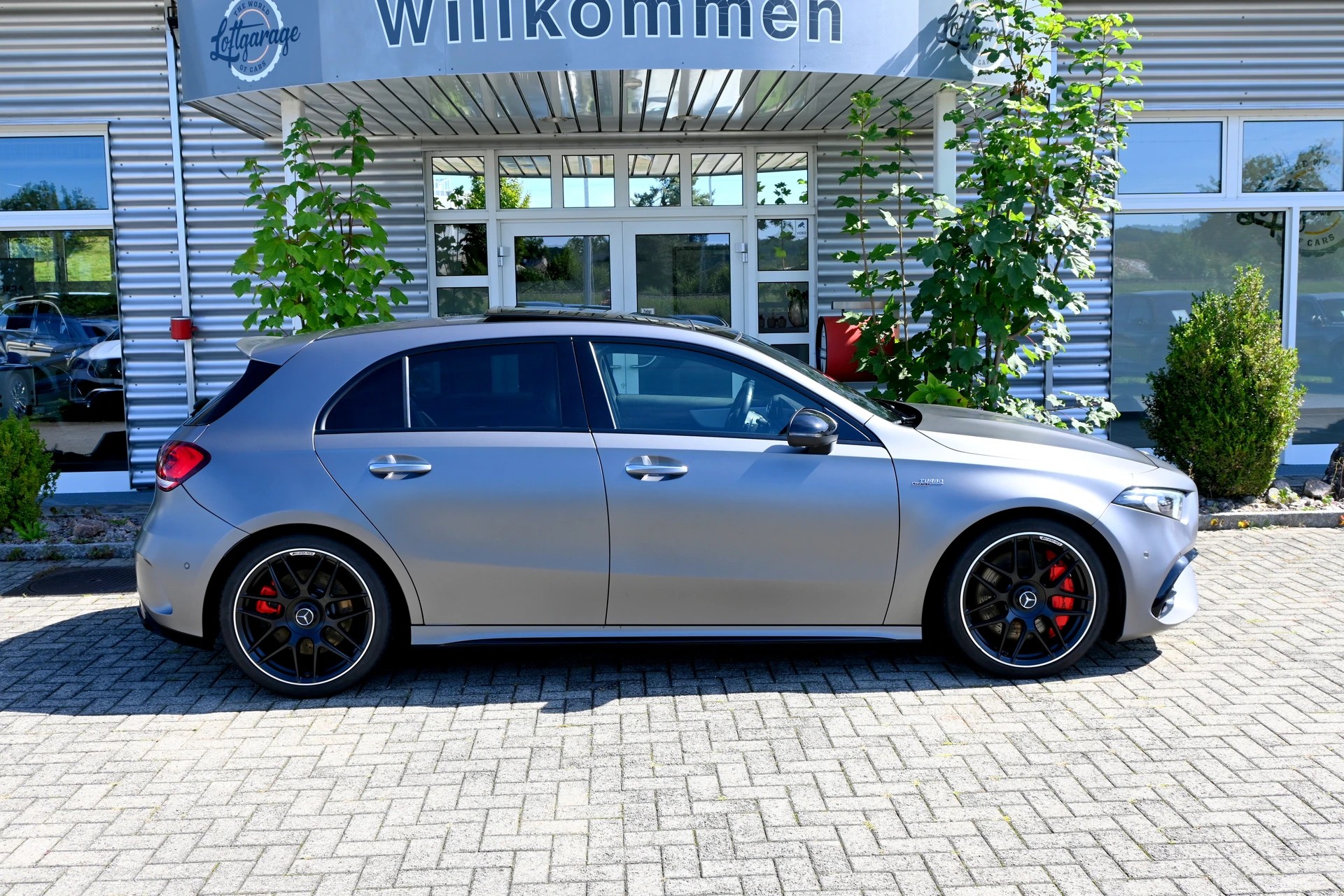 MERCEDES-BENZ A 45 S AMG 4Matic+ Speedshift-image-5