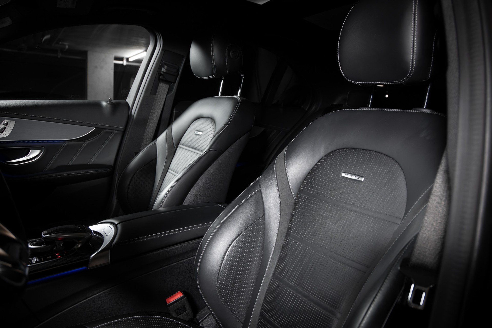 MERCEDES-BENZ C 63 AMG Speedshift-image-21
