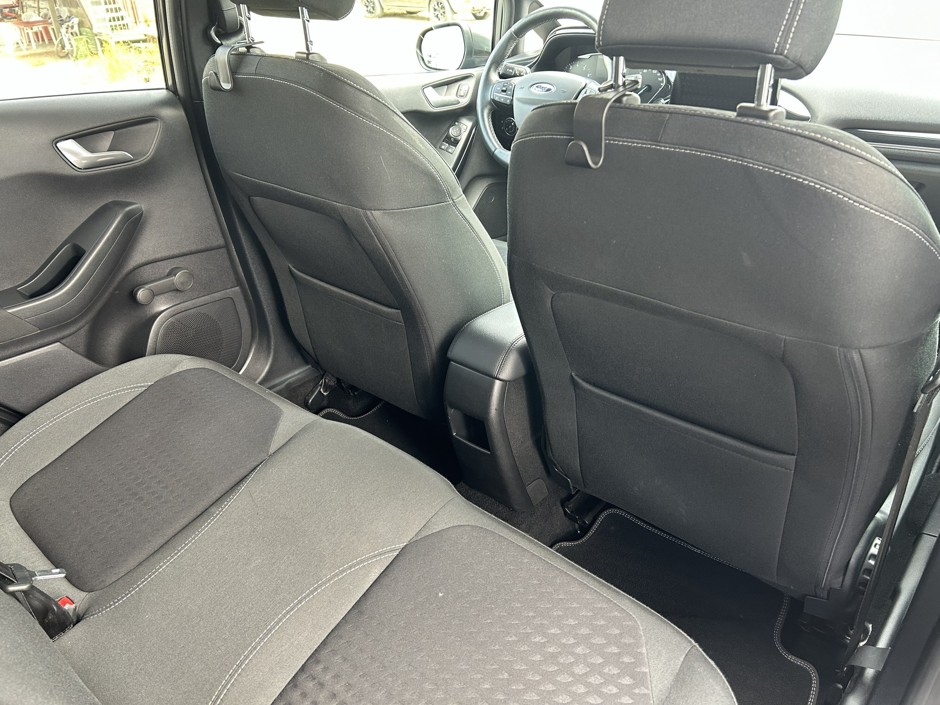 FORD Fiesta 1.0 SCTi Titanium-image-5