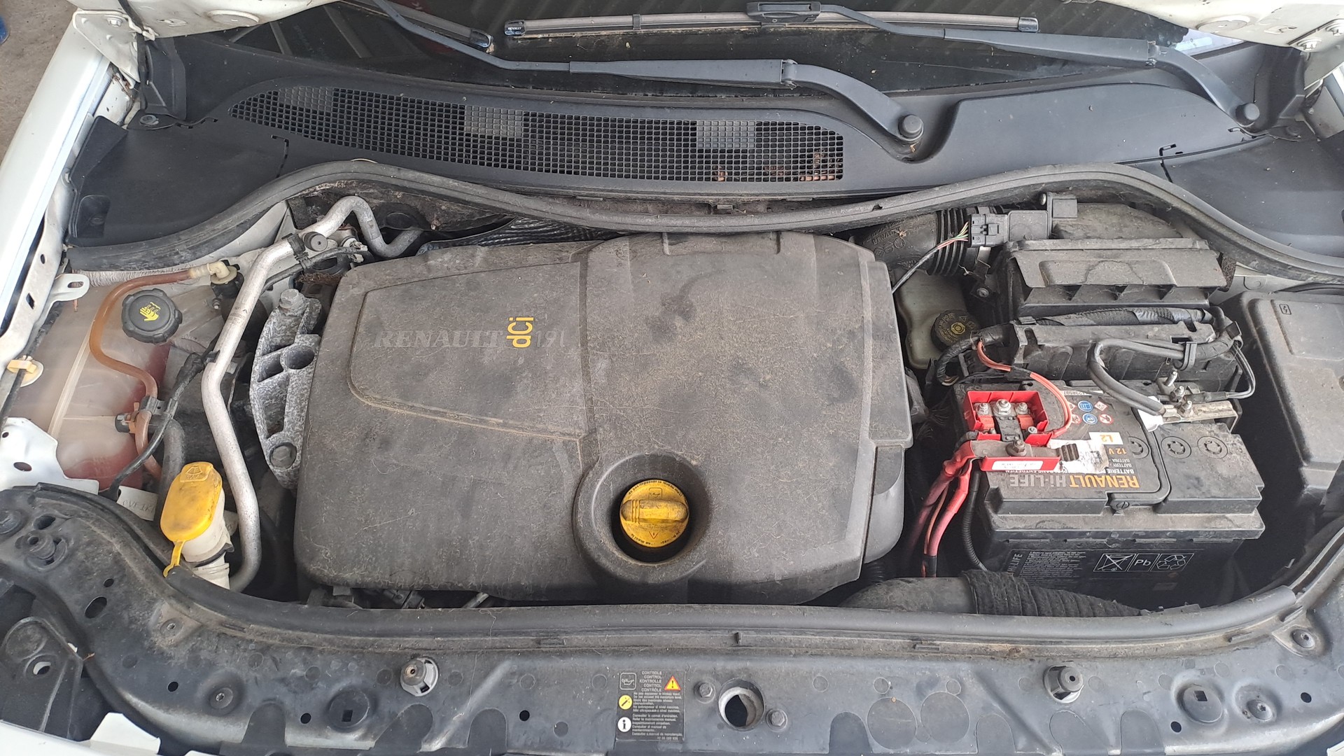 RENAULT Mégane Break 1.9 dCi Expression-image-8