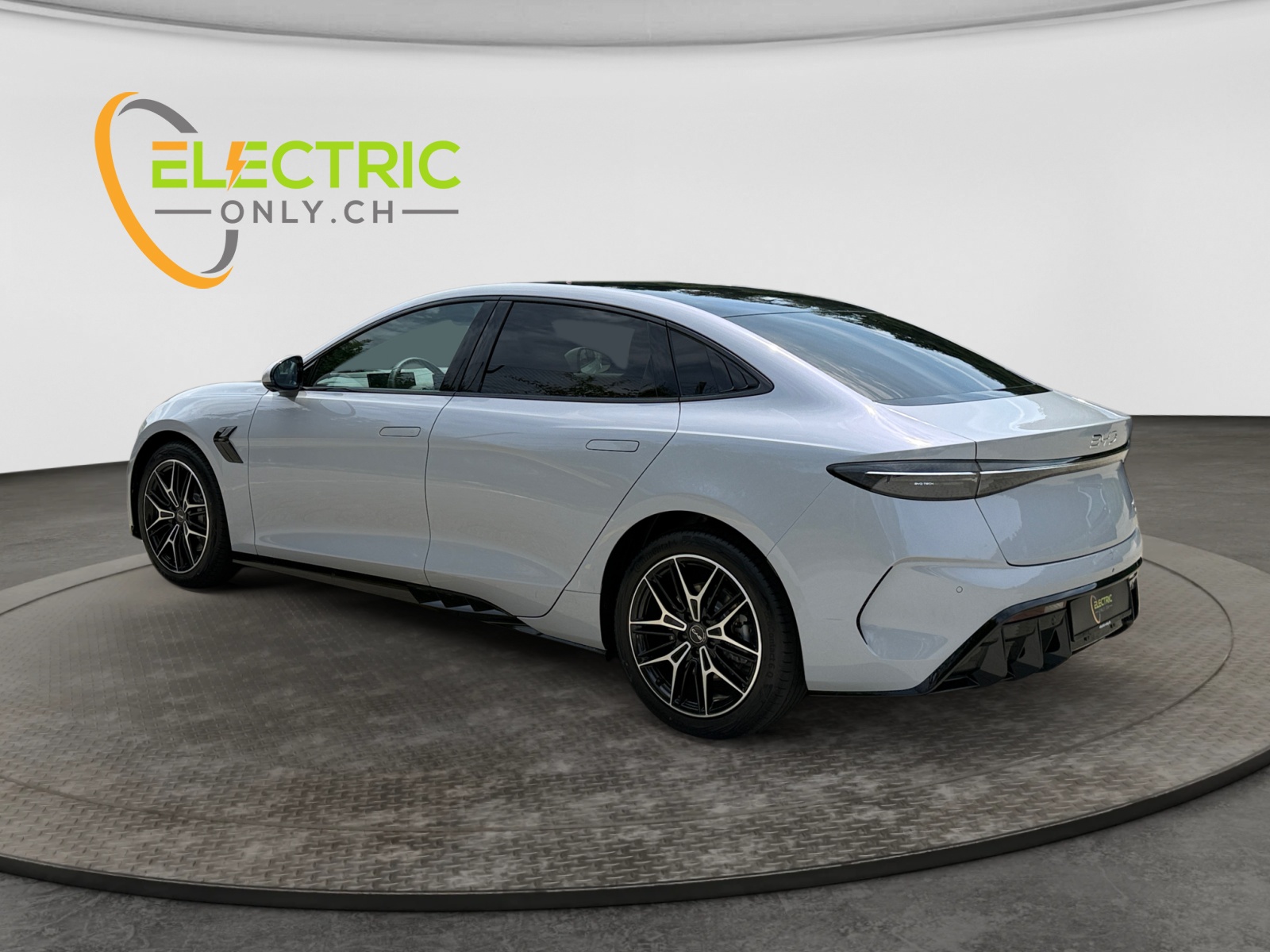 BYD Seal 82,2 kWh Excellence AWD-showroom-element-2