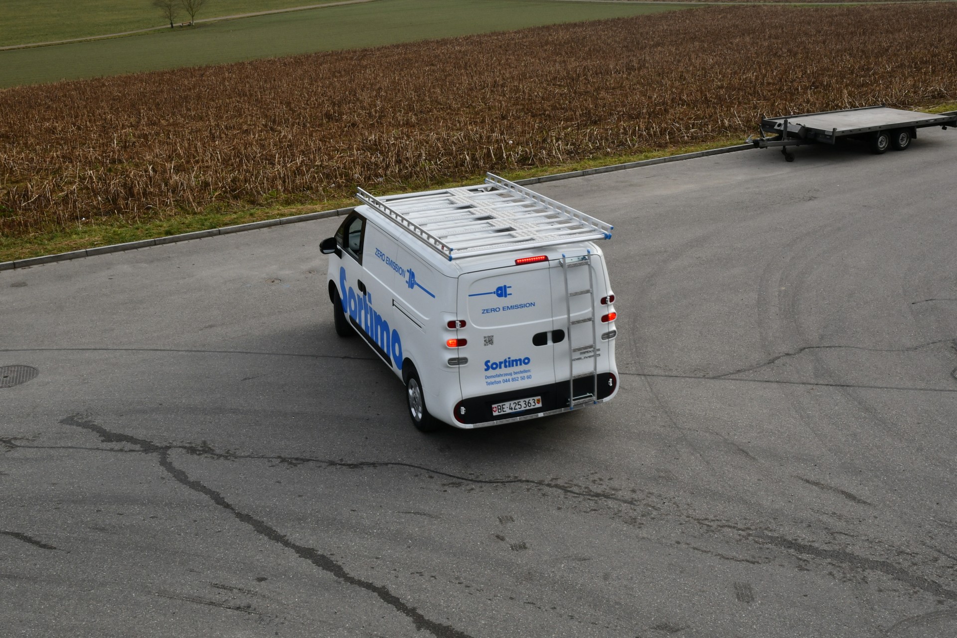 MAXUS eDeliver 5 L1 64kWh-showroom-element-1