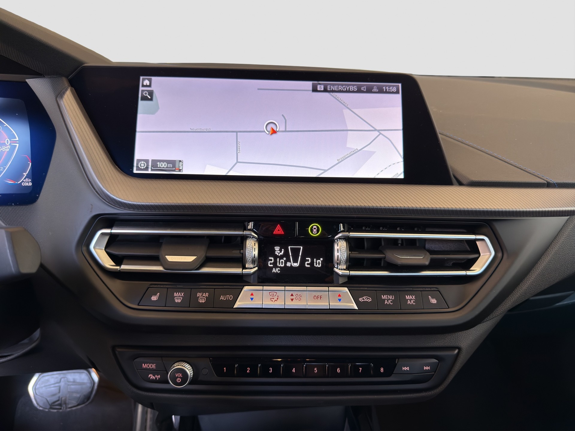 BMW 218d Gran Coupé M Sport Steptronic-image-11