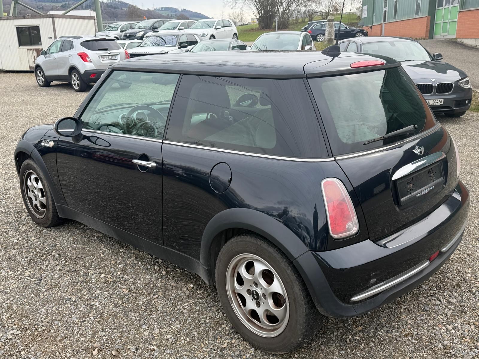 MINI One-image-9