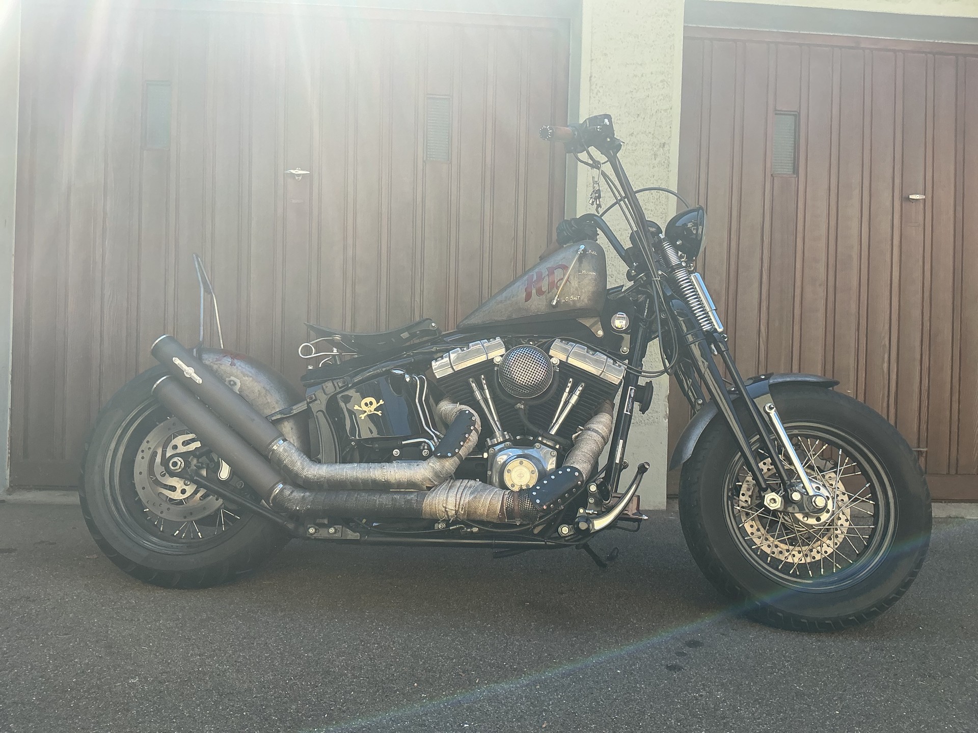HARLEY-DAVIDSON FLSTSB Cross Bones-image-1